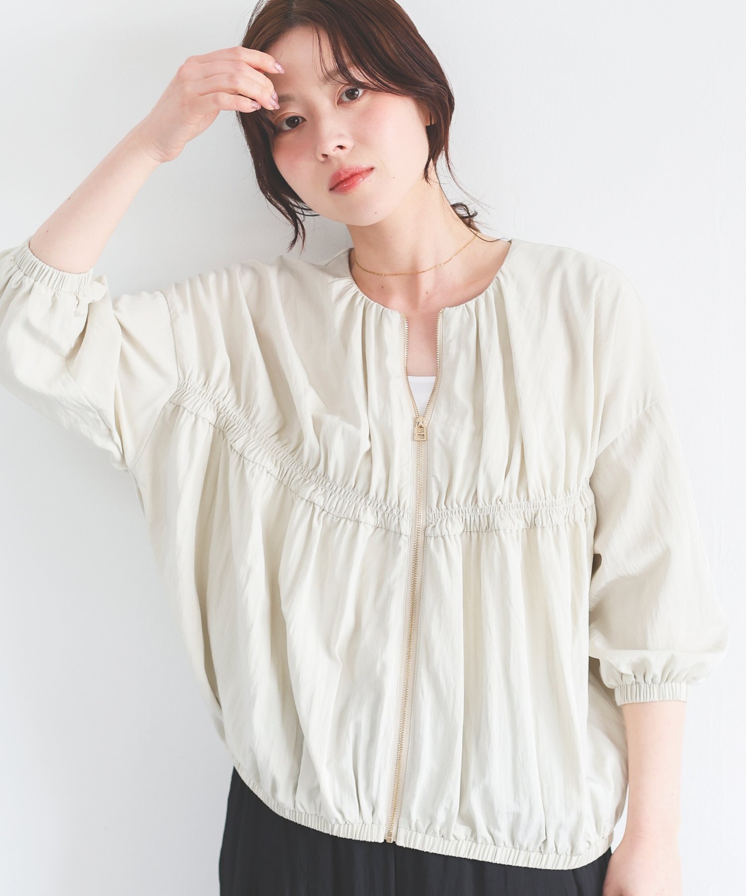 【ルクールブラン/le.coeur blanc】のギャザーキリカエブルゾン インテリア・キッズ・メンズ・レディースファッション・服の通販 founy(ファウニー) 　ファッション　Fashion　レディースファッション　Fashion for Women　アウター　Coat / Outerwear Collection　ブルゾンジャケット・スポーティアウター　Blouson Jackets　ギャザー　Gathered, Ruffled　フロント　Front, Front Design　ブルゾン　Blouson, Bomber Jacket　エレガント 上品　Elegant　軽量　Lightweight, Ultra Light　アイボリー|ID: prp329100004975009 ipo3291000000037296108
