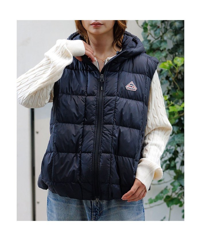 【ルージュヴィフラクレ/Rouge vif la cle】の【PYRENEX / ピレネックス】BASSIA VEST / バッシア ベスト インテリア・キッズ・メンズ・レディースファッション・服の通販 founy(ファウニー) https://founy.com/ ファッション Fashion レディースファッション Fashion for Women アウター Coat / Outerwear Collection トップス・カットソー Cut & Sew Tops ベスト&ジレ / 重ね着スタイル Vests & Gilets アウトドア Outdoor Clothing インナー Innerwear キルト Quilt, Quilted Fabric コンパクト Compact, Small Size 軽量 Lightweight, Ultra Light スクエア Square, Square Shape ストレート Straight, Straight Cut ダウン Down, Puffer ドローコード Drawcord, Drawstring Cord フィット Fit, Slim Fit フランス France, French フロント Front, Front Design プレミアム Premium, High-End ベスト Vest, Waistcoat リラックス Relax, Relaxed Fit 旅行 Travel ビジネス 仕事 通勤 Business / Work / Commuting |ID: prp329100004975037 ipo3291000000037296204