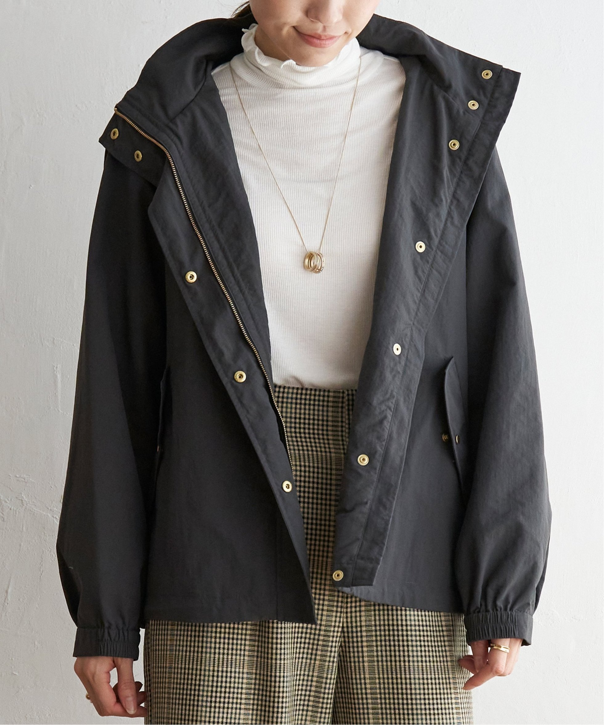 【イッカ/ikka】の撥水裏付きマウンテンパーカー インテリア・キッズ・メンズ・レディースファッション・服の通販 founy(ファウニー) 　ファッション　Fashion　レディースファッション　Fashion for Women　トップス・カットソー　Cut & Sew Tops　レディースパーカー・カジュアルフーディー　Casual Hoodies & Sweatshirts　おすすめ　Recommended / Our Picks　アウトドア　Outdoor Clothing　ショート　Short, Short Length　ジャケット　Jacket, Outerwear　デニム　Denim, Jeans Material　パーカー　Hoodie, Parka　春　Spring　秋　Autumn　チャコール|ID: prp329100004975069 ipo3291000000037296328