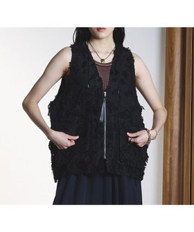 【ローズバッド/ROSE BUD】のFRINGE JACQUARD VEST 大人の最旬トレンドファッション＆コーディネート founy(ファウニー) ファッション Fashion レディースファッション Fashion for Women アウター Coat / Outerwear Collection トップス・カットソー Cut & Sew Tops ベスト&ジレ / 重ね着スタイル Vests & Gilets オーガンジー Organza Fabric ジップ Zip, Zipper ジップアップ Zip-Up, Full Zip セットアップ Set-Up, Coordinated Outfit ビッグ Big, Oversized フロント Front, Front Design ベスト Vest, Waistcoat ポケット Pocket, Pocket Detail ミックス Mix, Mixed Style ワーク Workwear, Utility Style エレガント 上品 Elegant |ID:prp329100004975150