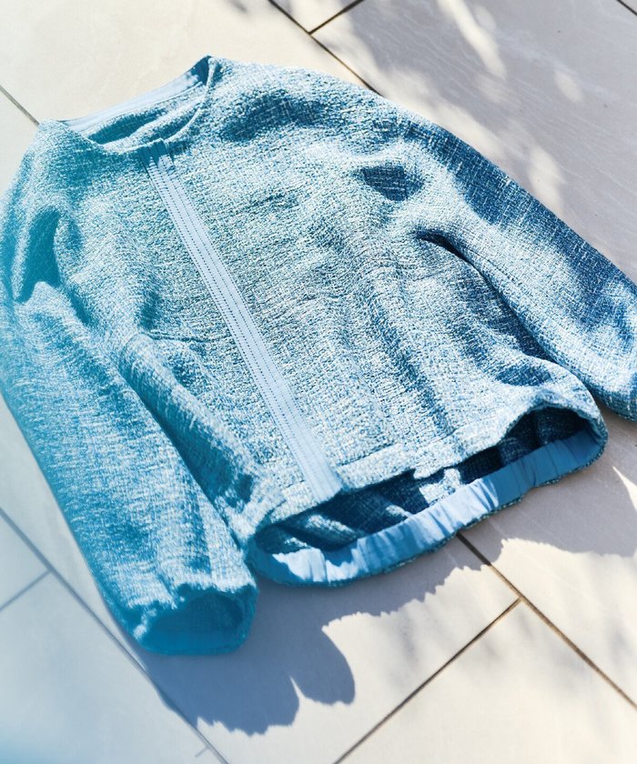 【コムサ/COMME CA】のLike Denimツイード ブルゾン インテリア・キッズ・メンズ・レディースファッション・服の通販 founy(ファウニー) https://founy.com/ ファッション Fashion レディースファッション Fashion for Women アウター Coat / Outerwear Collection ブルゾンジャケット・スポーティアウター Blouson Jackets ギャザー Gathered, Ruffled コレクション Collection, Seasonal Line コンパクト Compact, Small Size 軽量 Lightweight, Ultra Light ジャカード／ジャガード Jacquard, Woven Pattern スタンド Stand Collar, Upright Stand スリット Slit, Slit Detail ツイード Twill, Twill Weave デニム Denim, Jeans Material バランス Balance, Style Balance パイピング Piping, Trim Design フォルム Silhouette, Form ブルゾン Blouson, Bomber Jacket ポケット Pocket, Pocket Detail |ID: prp329100004975177 ipo3291000000037296750