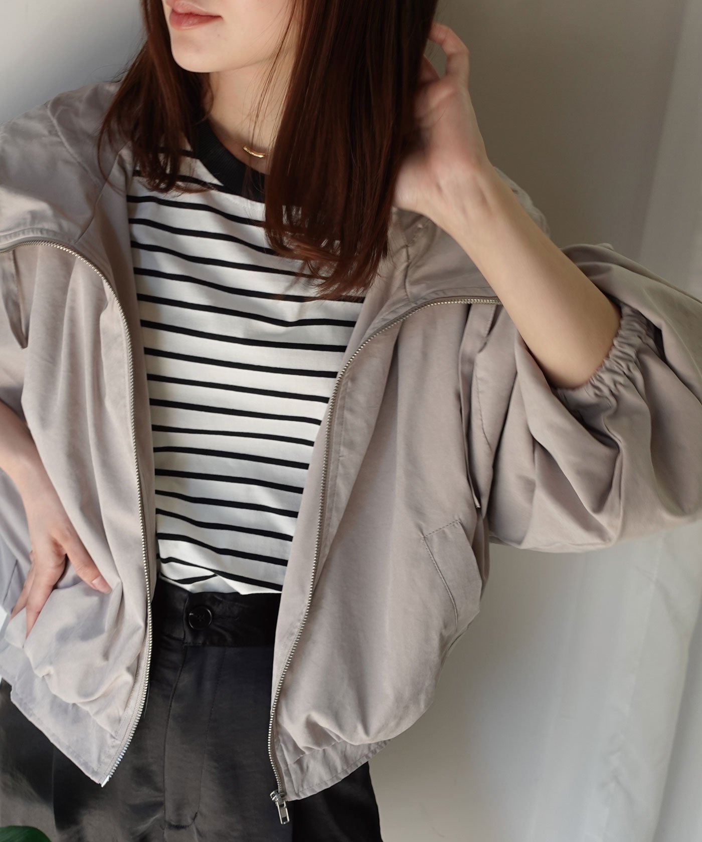 【コーナーズ/CORNERS】のフード付きショートマウンテンパーカー インテリア・キッズ・メンズ・レディースファッション・服の通販 founy(ファウニー) 　ファッション　Fashion　レディースファッション　Fashion for Women　トップス・カットソー　Cut & Sew Tops　レディースパーカー・カジュアルフーディー　Casual Hoodies & Sweatshirts　アウトドア　Outdoor Clothing　コンパクト　Compact, Small Size　軽量　Lightweight, Ultra Light　スタイリッシュ　Stylish, Fashionable　パーカー　Hoodie, Parka　フィット　Fit, Slim Fit　グレージュ|ID: prp329100004975253 ipo3291000000037297013