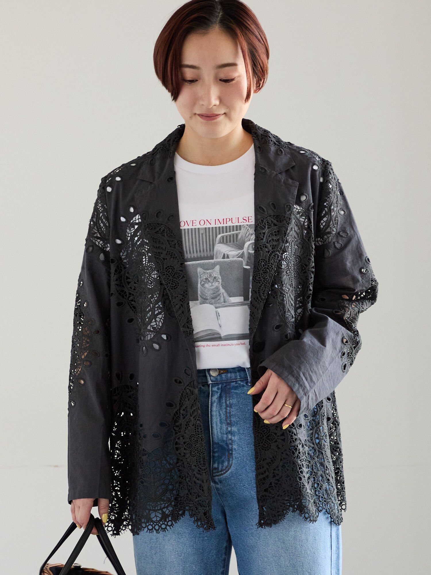 【テチチ/Te chichi】のケミカルレースコットンジャケット インテリア・キッズ・メンズ・レディースファッション・服の通販 founy(ファウニー) 　ファッション　Fashion　レディースファッション　Fashion for Women　アウター　Coat / Outerwear Collection　レディースジャケット・軽アウター　Jackets　インナー　Innerwear　カラフル　Colorful Design　ケミカル　Chemical, Chemical Wash　ジャケット　Jacket, Outerwear　トレンド　Trend, Trending Now　レース　Lace, Lace Fabric　ワーク　Workwear, Utility Style　エレガント 上品　Elegant　夏　Summer　春　Spring　S/S・春夏　SS, Spring/Summer, Warm Season　羽織　Haori, Light Jacket　チャコールグレー|ID: prp329100004975255 ipo3291000000037297020