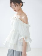 【スナイデル/SNIDEL】のボリュームギャザーフリルチュニック 大人の最旬トレンドファッション＆コーディネート founy(ファウニー) ファッション Fashion レディースファッション Fashion for Women トップス・カットソー Cut & Sew Tops ウェーブ Wavy Pattern エレガント 上品 Elegant オレンジ Orange 今季 This Season, Current Season シフォン Chiffon, Lightweight Fabric スマート Smart, Elegant チュニック Tunic, Long Top ドット Polka Dot, Dot Pattern 人気 Popular, Best Seller フィット Fit, Slim Fit フリル Frill, Ruffle プリーツ Pleats, Pleated ペプラム Peplum, Flared Hem ランダム Random, Irregular ワイド Wide, Wide Fit おすすめ Recommended / Our Picks thumbnail WHT[001]|ID: prp329100004975280 ipo3291000000037297141