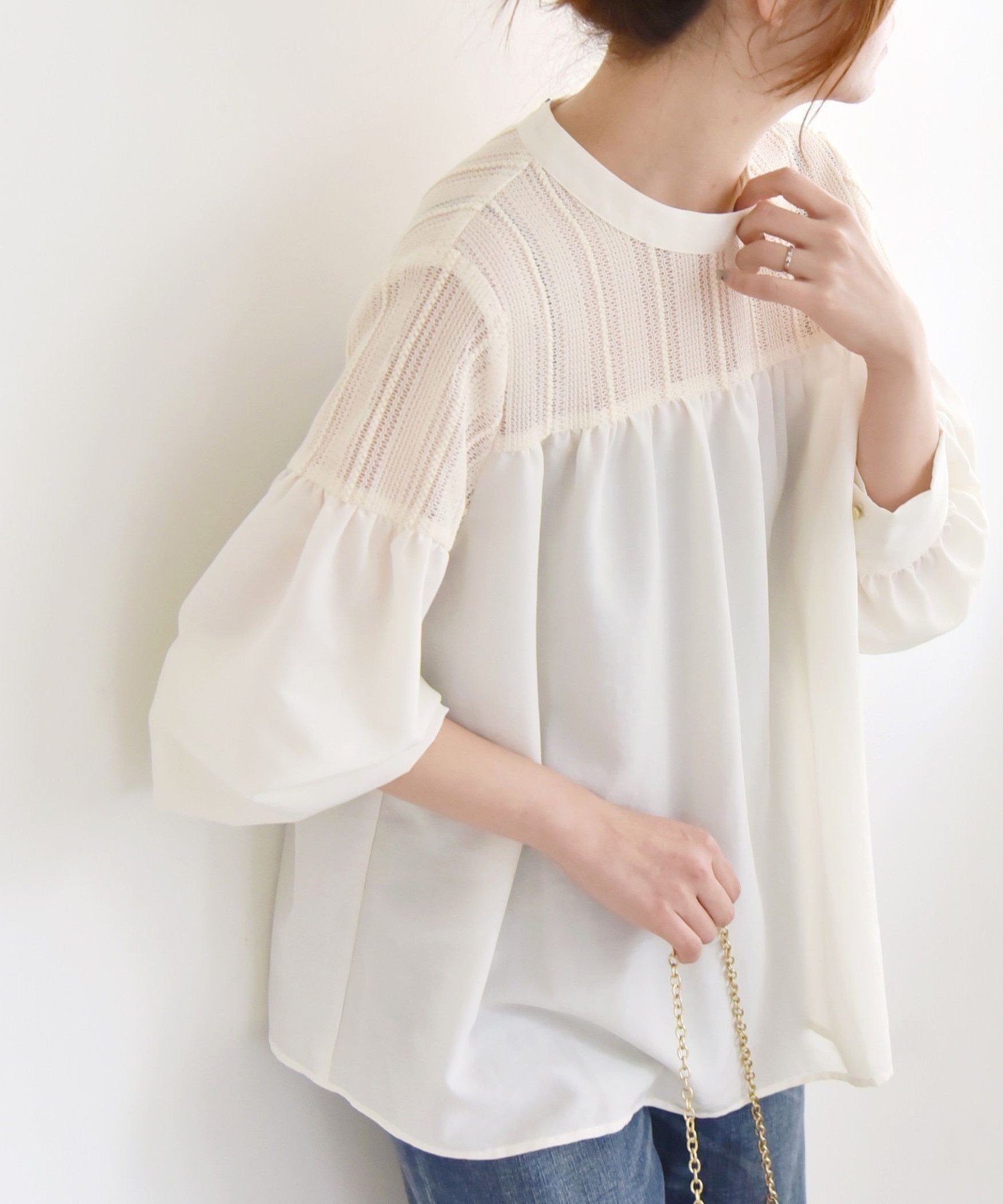 【シップス/SHIPS】のquaranciel 手洗い可能 ラッセル レース フィブリル ブラウス インテリア・キッズ・メンズ・レディースファッション・服の通販 founy(ファウニー) 　ファッション　Fashion　レディースファッション　Fashion for Women　トップス・カットソー　Cut & Sew Tops　シャツ・ブラウス・オフィスカジュアル　Elegant Blouses & Button-Ups　エレガント 上品　Elegant　洗える　Machine Washable　カーディガン　Cardigan, Knitwear　ギャザー　Gathered, Ruffled　シアー　Sheer, See-Through　ジャケット　Jacket, Outerwear　スタンド　Stand Collar, Upright Stand　スリーブ　Sleeve, Long Sleeve / Short Sleeve　バランス　Balance, Style Balance　ボトム　Bottoms, Lower Wear　ラッセル　Raschel, Raschel Lace　レース　Lace, Lace Fabric　おすすめ　Recommended / Our Picks　2026年　2026　2026春夏・S/S　Spring/Summer 2026 SS26　ホワイト|ID: prp329100004975302 ipo3291000000037297275