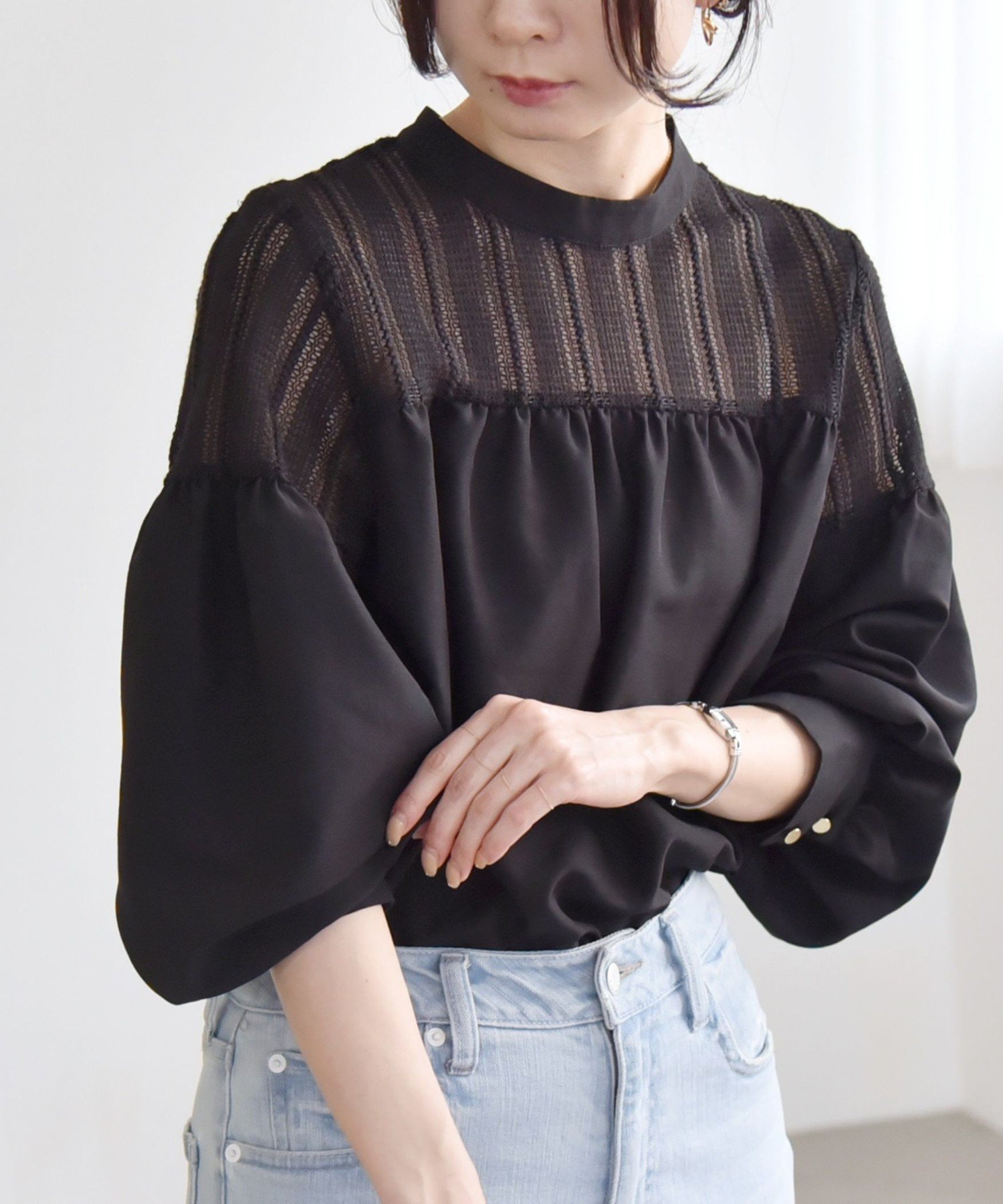 【シップス/SHIPS】のquaranciel 手洗い可能 ラッセル レース フィブリル ブラウス インテリア・キッズ・メンズ・レディースファッション・服の通販 founy(ファウニー) 　ファッション　Fashion　レディースファッション　Fashion for Women　トップス・カットソー　Cut & Sew Tops　シャツ・ブラウス・オフィスカジュアル　Elegant Blouses & Button-Ups　エレガント 上品　Elegant　洗える　Machine Washable　カーディガン　Cardigan, Knitwear　ギャザー　Gathered, Ruffled　シアー　Sheer, See-Through　ジャケット　Jacket, Outerwear　スタンド　Stand Collar, Upright Stand　スリーブ　Sleeve, Long Sleeve / Short Sleeve　バランス　Balance, Style Balance　ボトム　Bottoms, Lower Wear　ラッセル　Raschel, Raschel Lace　レース　Lace, Lace Fabric　おすすめ　Recommended / Our Picks　2026年　2026　2026春夏・S/S　Spring/Summer 2026 SS26　ブラック|ID: prp329100004975302 ipo3291000000037297276
