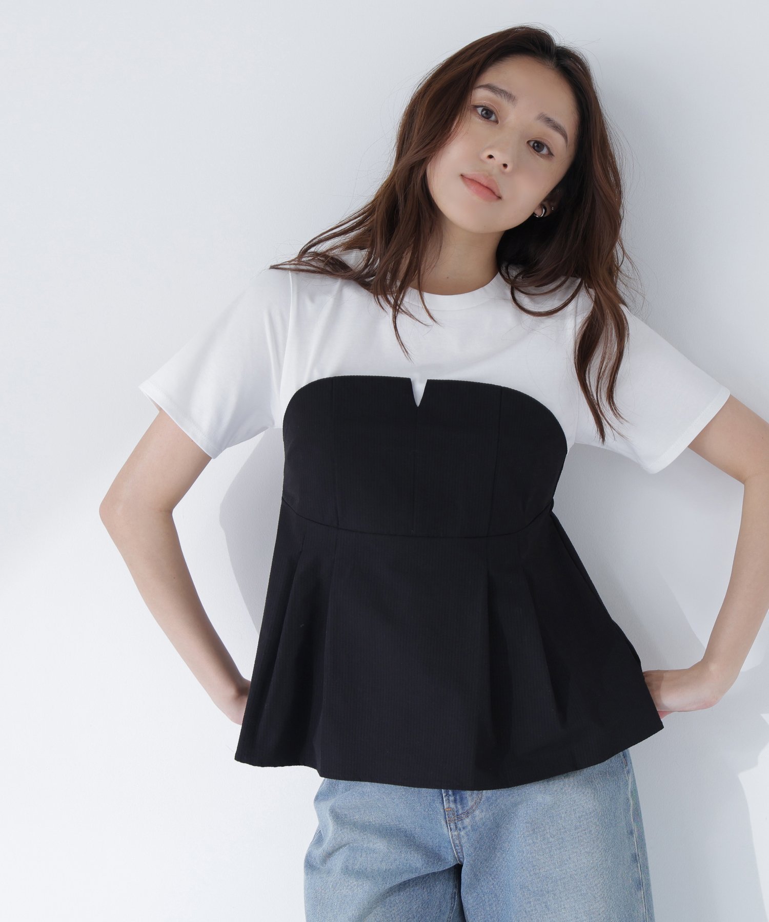 【ナチュラル ビューティー ベーシック/NATURAL BEAUTY BASIC】のペプラムビスチェドッキングカットソー インテリア・キッズ・メンズ・レディースファッション・服の通販 founy(ファウニー) 　ファッション　Fashion　レディースファッション　Fashion for Women　トップス・カットソー　Cut & Sew Tops　カットソー・ベーシックTシャツ　Cut-and-Sewn Tops / Stretch Tees & Basics　ビスチェ　Bustiers & Corset Tops / Layered Bustier Style　おすすめ　Recommended / Our Picks　インナー　Innerwear　カットソー　Cut and Sewn Top　サッカー　Seersucker, Summer Fabric　シンプル　Simple, Minimal　ストレート　Straight, Straight Cut　ダウン　Down, Puffer　デニム　Denim, Jeans Material　ドッキング　Docking, Mixed Material　ビスチェ　Bustier, Corset Top　ペプラム　Peplum, Flared Hem　オフ×クロ2|ID: prp329100004975309 ipo3291000000037297319