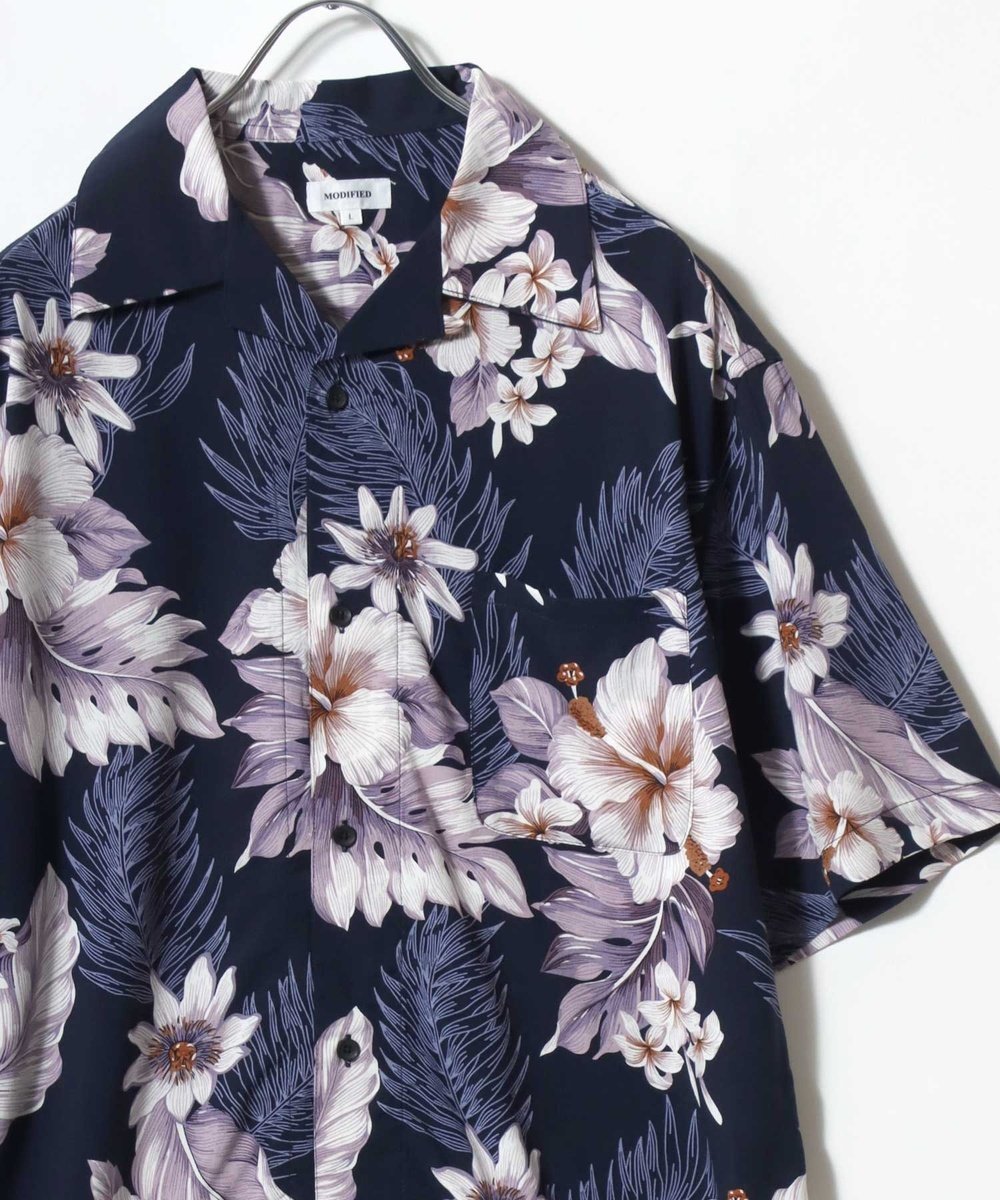 【サロン ハミュー/salong hameu】のアロハシャツ メンズ レーヨン ユニセックス 柄シャツ オープンカラー オーバーサイズ レディース ユニセックス インテリア・キッズ・メンズ・レディースファッション・服の通販 founy(ファウニー) 　ファッション　Fashion　レディースファッション　Fashion for Women　トップス・カットソー　Cut & Sew Tops　シャツ・ブラウス・オフィスカジュアル　Elegant Blouses & Button-Ups　インナー　Innerwear　オックス　Oxford Fabric　ヴィンテージ　Vintage Style　カラフル　Colorful Design　カーディガン　Cardigan, Knitwear　キャップ　Cap, Baseball Cap　サンダル　Sandals, Summer Shoes　シアー　Sheer, See-Through　シフォン　Chiffon, Lightweight Fabric　ショルダー　Shoulder, Shoulder Strap　ショーツ　Shorts, Short Pants　ショート　Short, Short Length　ジーンズ　Jeans, Denim Pants　ストライプ　Stripe, Striped Pattern　スニーカー　Sneakers, Trainers　タンク　Tank Top, Sleeveless Top　デニム　Denim, Jeans Material　トレンド　Trend, Trending Now　ドレープ　Drape, Draping Fabric　定番　Standard, Basic Item　ノースリーブ　Sleeveless, No-Sleeve　ハーフ　Half, Half-Length　パーカー　Hoodie, Parka　フレア　Flare, Flared　ブロード　Broadcloth, Fine Cotton　ボタニカル　Botanical, Floral Pattern　ネイビー系1|ID: prp329100004975310 ipo3291000000037297339
