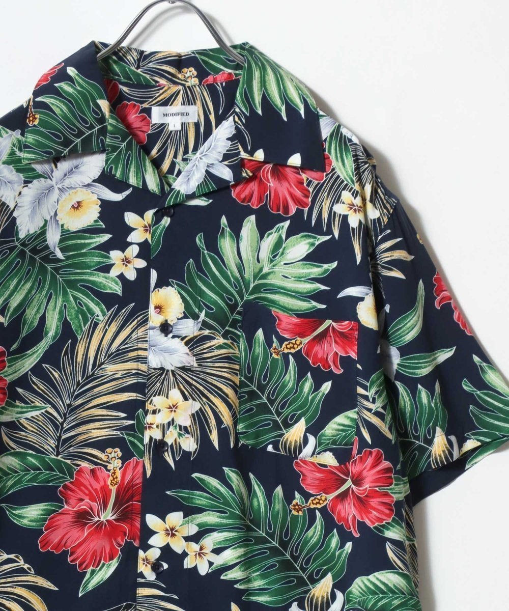 【サロン ハミュー/salong hameu】のアロハシャツ メンズ レーヨン ユニセックス 柄シャツ オープンカラー オーバーサイズ レディース ユニセックス インテリア・キッズ・メンズ・レディースファッション・服の通販 founy(ファウニー) 　ファッション　Fashion　レディースファッション　Fashion for Women　トップス・カットソー　Cut & Sew Tops　シャツ・ブラウス・オフィスカジュアル　Elegant Blouses & Button-Ups　インナー　Innerwear　オックス　Oxford Fabric　ヴィンテージ　Vintage Style　カラフル　Colorful Design　カーディガン　Cardigan, Knitwear　キャップ　Cap, Baseball Cap　サンダル　Sandals, Summer Shoes　シアー　Sheer, See-Through　シフォン　Chiffon, Lightweight Fabric　ショルダー　Shoulder, Shoulder Strap　ショーツ　Shorts, Short Pants　ショート　Short, Short Length　ジーンズ　Jeans, Denim Pants　ストライプ　Stripe, Striped Pattern　スニーカー　Sneakers, Trainers　タンク　Tank Top, Sleeveless Top　デニム　Denim, Jeans Material　トレンド　Trend, Trending Now　ドレープ　Drape, Draping Fabric　定番　Standard, Basic Item　ノースリーブ　Sleeveless, No-Sleeve　ハーフ　Half, Half-Length　パーカー　Hoodie, Parka　フレア　Flare, Flared　ブロード　Broadcloth, Fine Cotton　ボタニカル　Botanical, Floral Pattern　ネイビー系4|ID: prp329100004975310 ipo3291000000037297341