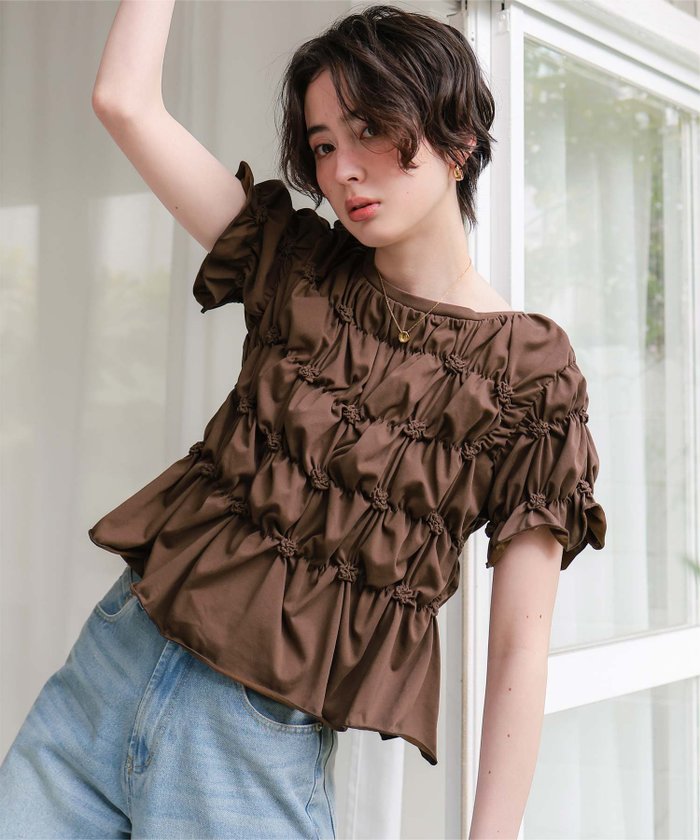 【ティティベイト/titivate】のポコポコシャーリング半袖Tシャツ インテリア・キッズ・メンズ・レディースファッション・服の通販 founy(ファウニー) https://founy.com/ ファッション Fashion レディースファッション Fashion for Women トップス・カットソー Cut & Sew Tops シャツ・ブラウス・オフィスカジュアル Elegant Blouses & Button-Ups ロングTシャツ・Tシャツ Longline T-Shirts & Tees アクセサリー Fashion Accessories シャーリング Shirring, Ruched トレンド Trend, Trending Now ネップ Nepp, Slub Yarn フェミニン Feminine, Girly ペプラム Peplum, Flared Hem 半袖 Short Sleeve, Half Sleeve |ID: prp329100004975317 ipo3291000000037297384