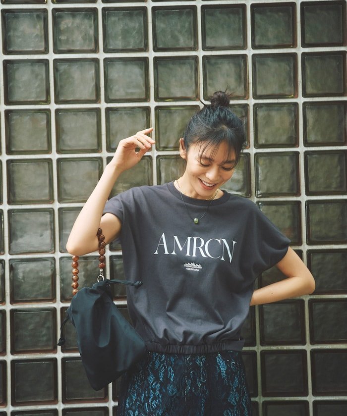 【フリークスストア/FREAK'S STORE】の別注 天竺Tシャツ インテリア・キッズ・メンズ・レディースファッション・服の通販 founy(ファウニー) 　ファッション　Fashion　レディースファッション　Fashion for Women　トップス・カットソー　Cut & Sew Tops　シャツ・ブラウス・オフィスカジュアル　Elegant Blouses & Button-Ups　ロングTシャツ・Tシャツ　Longline T-Shirts & Tees　抗菌　Antibacterial, Bacteria-Resistant　スペシャル　Special, Limited Edition　トリプル　Triple, Three Layers　バランス　Balance, Style Balance　フロント　Front, Front Design　プリント　Print, Printed Pattern　別注　Limited Edition, Custom Order　ラウンド　Round, Round Neck　S/S・春夏　SS, Spring/Summer, Warm Season　夏　Summer　2026年　2026　2026春夏・S/S　Spring/Summer 2026 SS26　チャコールグレー|ID: prp329100004975352 ipo3291000000037297575