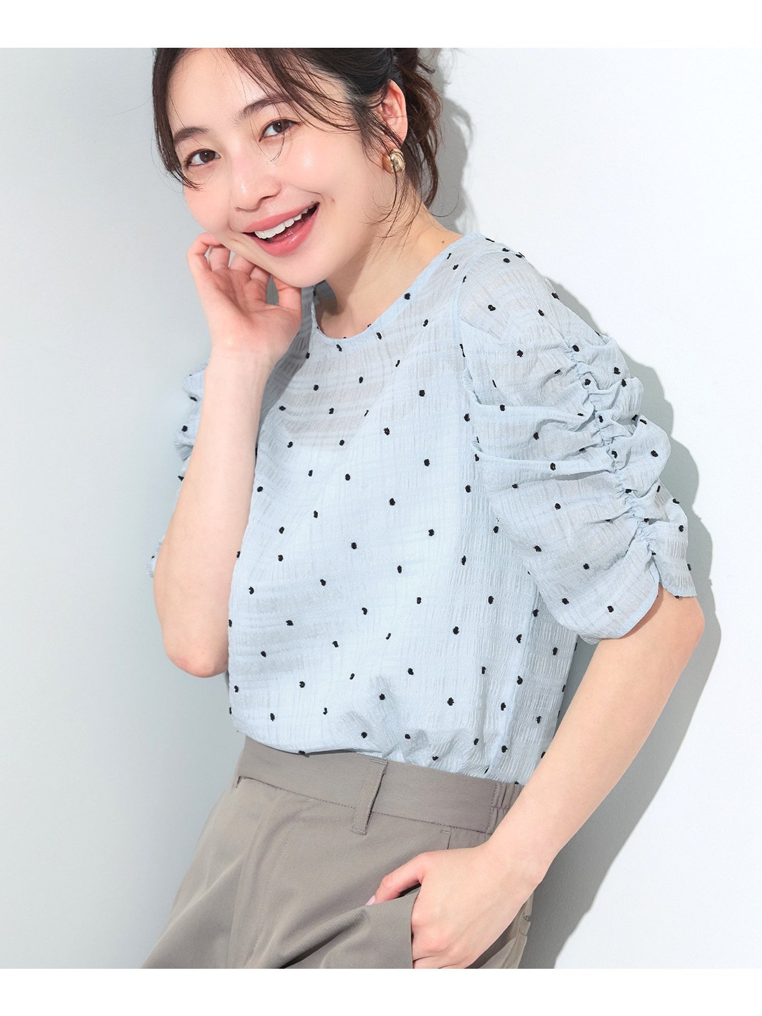 【コカ/COCA】のシアードット袖シャーリングトップス インテリア・キッズ・メンズ・レディースファッション・服の通販 founy(ファウニー) 　ファッション　Fashion　レディースファッション　Fashion for Women　トップス・カットソー　Cut & Sew Tops　Lt.blue|ID: prp329100004975377 ipo3291000000037297668