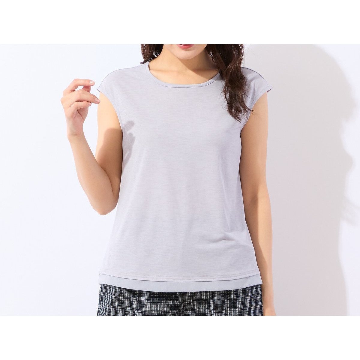 【ロブジェ/LOBJIE】の【洗える】フレンチスリーブトップス インテリア・キッズ・メンズ・レディースファッション・服の通販 founy(ファウニー) 　ファッション　Fashion　レディースファッション　Fashion for Women　トップス・カットソー　Cut & Sew Tops　インナー　Innerwear　ジャケット　Jacket, Outerwear　スリーブ　Sleeve, Long Sleeve / Short Sleeve　チュール　Tulip, Tulip Motif　トレンド　Trend, Trending Now　フレンチ　French, French Style　ベーシック　Basic, Essential　人気　Popular, Best Seller　洗える　Machine Washable　グレー|ID: prp329100004975381 ipo3291000000037297679