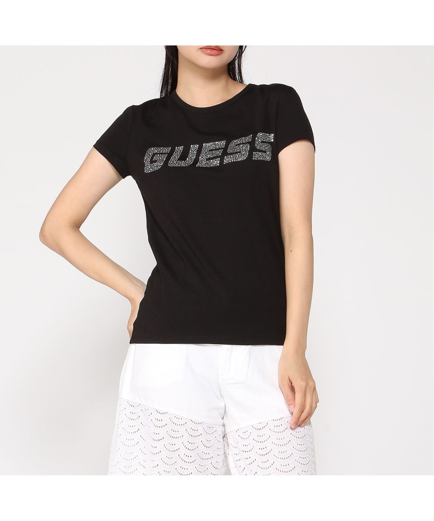【ゲス/GUESS】のGUESS/KIARA Tee インテリア・キッズ・メンズ・レディースファッション・服の通販 founy(ファウニー) 　ファッション　Fashion　レディースファッション　Fashion for Women　ショート　Short, Short Length　スリーブ　Sleeve, Long Sleeve / Short Sleeve　ブラック|ID: prp329100004975396 ipo3291000000037297737