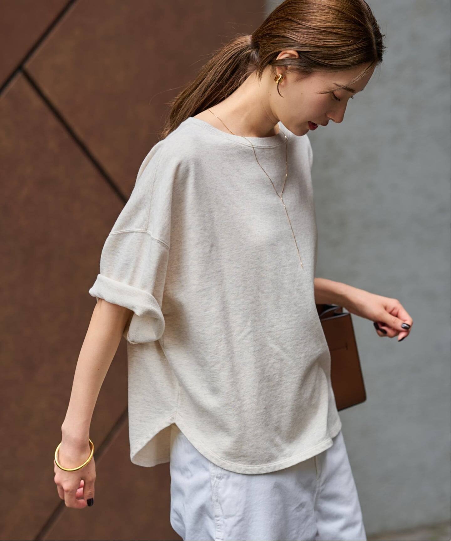 【フレームワーク/FRAMeWORK】の≪WEB限定 / 追加 ≫ミニ裏毛ハーフスリーブラウンドTee 2 インテリア・キッズ・メンズ・レディースファッション・服の通販 founy(ファウニー) 　ファッション　Fashion　レディースファッション　Fashion for Women　カットオフ　Cut-Off Design　カットソー　Cut and Sewn Top　ラウンド　Round, Round Neck　再入荷　Restock / Back in Stock　ナチュラル|ID: prp329100004975423 ipo3291000000037297834