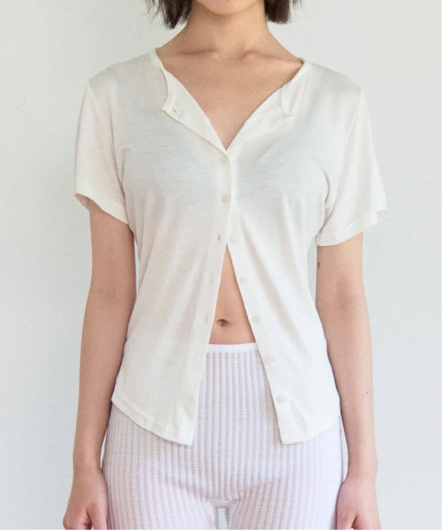 【ユーバイ スピック&スパン/U by Spick&Span】の《追加 》COMME SI STUDIO Cardigan tee 2 インテリア・キッズ・メンズ・レディースファッション・服の通販 founy(ファウニー) 　ファッション　Fashion　レディースファッション　Fashion for Women　トップス・カットソー　Cut & Sew Tops　カーディガン・羽織り　Layered Style Cardigans　シンプル　Simple, Minimal　スマート　Smart, Elegant　バランス　Balance, Style Balance　フィット　Fit, Slim Fit　ベーシック　Basic, Essential　夏　Summer　ホワイト|ID: prp329100004975426 ipo3291000000037297844