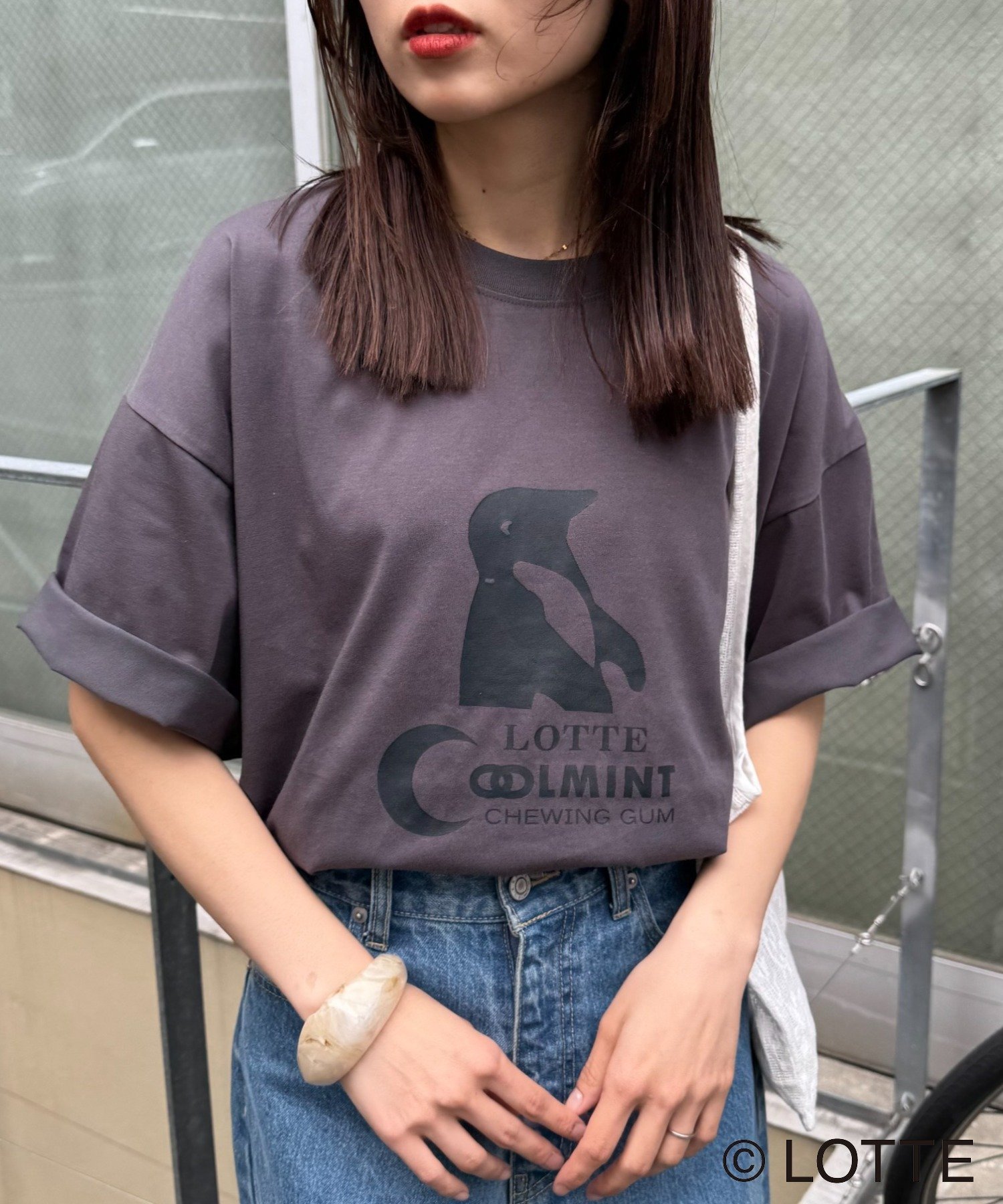 【チャオパニックティピー/CIAOPANIC TYPY】の【TYPY×LOTTE板ガム】持続冷感クールミントTEE インテリア・キッズ・メンズ・レディースファッション・服の通販 founy(ファウニー) 　ファッション　Fashion　レディースファッション　Fashion for Women　イラスト　Illustration　クール　Cool, Chic　シンプル　Simple, Minimal　トレンド　Trend, Trending Now　フロント　Front, Front Design　プリント　Print, Printed Pattern　リラックス　Relax, Relaxed Fit　おすすめ　Recommended / Our Picks　夏　Summer　チャコールグレー|ID: prp329100004975446 ipo3291000000037297909