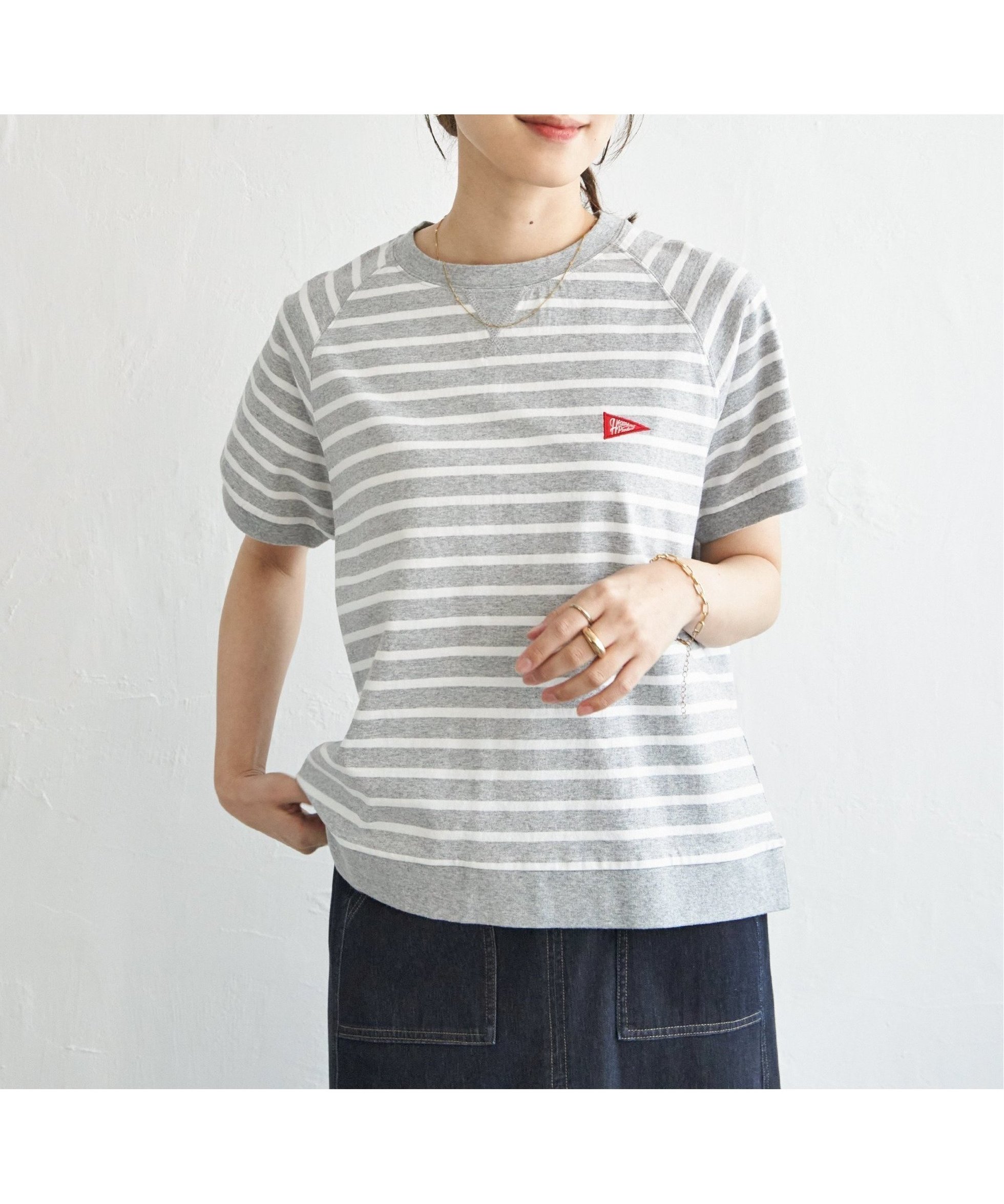 【イッカ/ikka】の【接触冷感】Healthknit Product ヘルスニットプロダクト 半袖Tシャツ インテリア・キッズ・メンズ・レディースファッション・服の通販 founy(ファウニー) 　ファッション　Fashion　レディースファッション　Fashion for Women　トップス・カットソー　Cut & Sew Tops　ニット　Knit Tops & Sweaters　シャツ・ブラウス・オフィスカジュアル　Elegant Blouses & Button-Ups　ロングTシャツ・Tシャツ　Longline T-Shirts & Tees　おすすめ　Recommended / Our Picks　カーディガン　Cardigan, Knitwear　スウェット / スエット　Sweatshirt, Sweatwear　スリーブ　Sleeve, Long Sleeve / Short Sleeve　ビンテージ　Vintage, Retro Style　プリント　Print, Printed Pattern　ボーダー　Border, Stripe　ワイド　Wide, Wide Fit　別注　Limited Edition, Custom Order　半袖　Short Sleeve, Half Sleeve　グレー|ID: prp329100004975455 ipo3291000000037297950