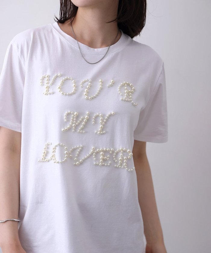 【バブ ブージュルード/Bab Bou Jeloud】のパールロゴTシャツ インテリア・キッズ・メンズ・レディースファッション・服の通販 founy(ファウニー) https://founy.com/ ファッション Fashion レディースファッション Fashion for Women トップス・カットソー Cut & Sew Tops シャツ・ブラウス・オフィスカジュアル Elegant Blouses & Button-Ups ロングTシャツ・Tシャツ Longline T-Shirts & Tees インナー Innerwear カーディガン Cardigan, Knitwear シンプル Simple, Minimal ジャケット Jacket, Outerwear ストレッチ Stretch, Stretchy Fabric デニム Denim, Jeans Material パール Pearl, Pearl Accent エレガント 上品 Elegant 再入荷 Restock / Back in Stock |ID: prp329100004975456 ipo3291000000037297953