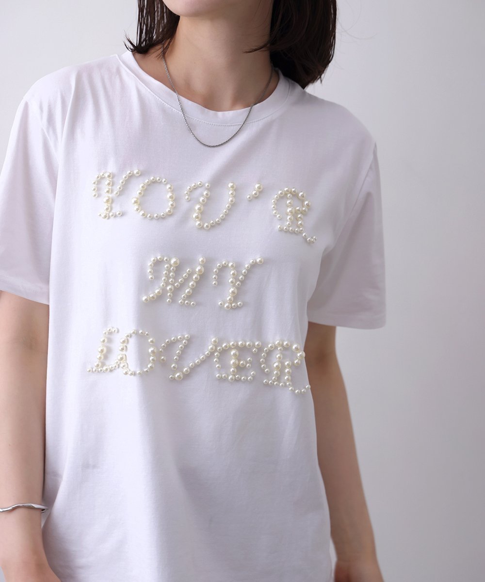 【バブ ブージュルード/Bab Bou Jeloud】のパールロゴTシャツ 大人の最旬トレンドファッション＆コーディネート founy(ファウニー) 　ファッション　Fashion　レディースファッション　Fashion for Women　トップス・カットソー　Cut & Sew Tops　シャツ・ブラウス・オフィスカジュアル　Elegant Blouses & Button-Ups　ロングTシャツ・Tシャツ　Longline T-Shirts & Tees　インナー　Innerwear　カーディガン　Cardigan, Knitwear　シンプル　Simple, Minimal　ジャケット　Jacket, Outerwear　ストレッチ　Stretch, Stretchy Fabric　デニム　Denim, Jeans Material　パール　Pearl, Pearl Accent　エレガント 上品　Elegant　再入荷　Restock / Back in Stock　 other-1|ID: prp329100004975456 ipo3291000000037297953