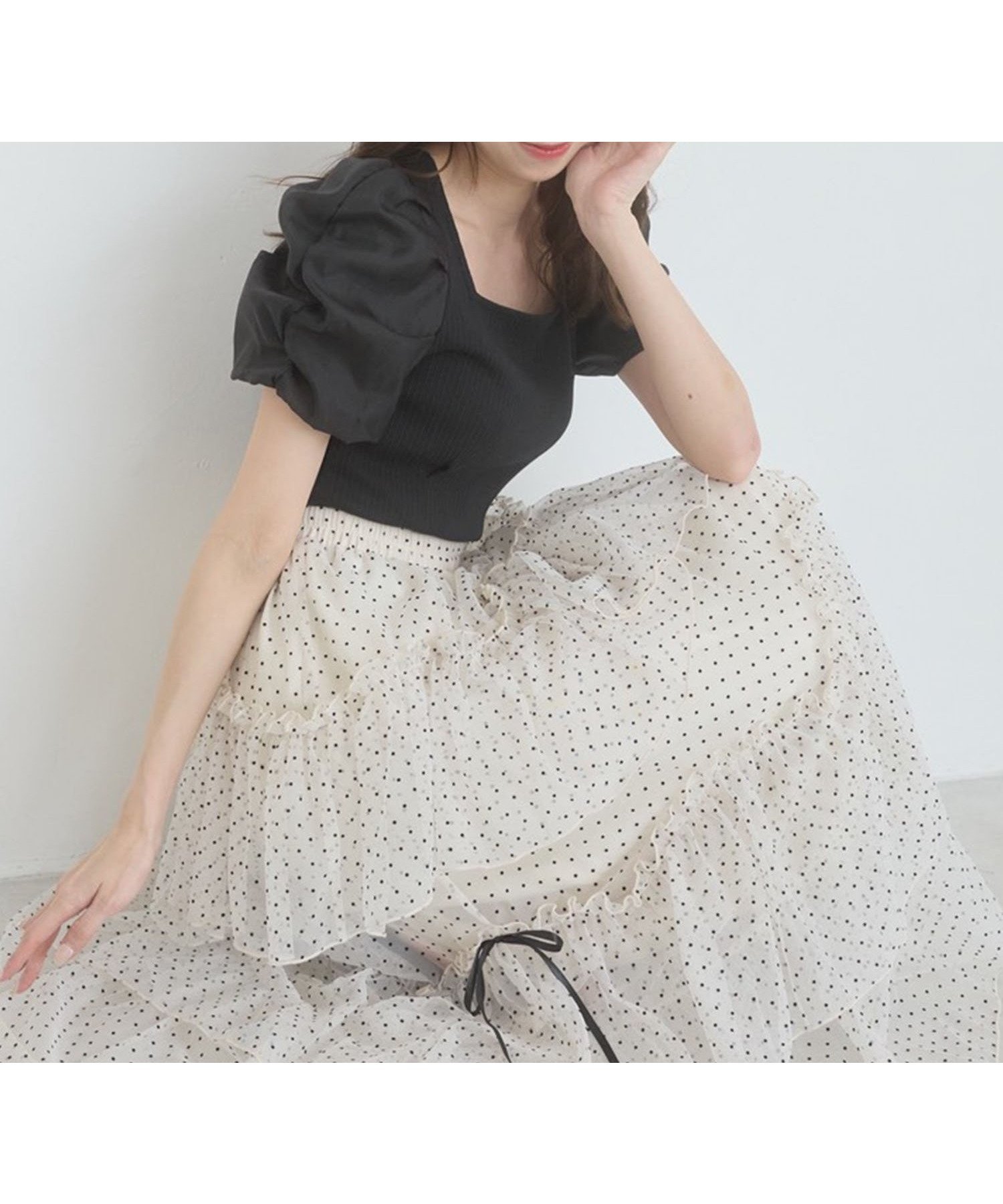【マジェスティック レゴン/MAJESTIC LEGON】のシアースリーブトップス インテリア・キッズ・メンズ・レディースファッション・服の通販 founy(ファウニー) 　ファッション　Fashion　レディースファッション　Fashion for Women　トップス・カットソー　Cut & Sew Tops　インナー　Innerwear　カットソー　Cut and Sewn Top　キャミソール　Camisole, Spaghetti Strap Top　シアー　Sheer, See-Through　シャーリング　Shirring, Ruched　シンプル　Simple, Minimal　デニム　Denim, Jeans Material　ビスチェ　Bustier, Corset Top　フィット　Fit, Slim Fit　フェミニン　Feminine, Girly　ボトム　Bottoms, Lower Wear　夏　Summer　ブラック|ID: prp329100004975472 ipo3291000000037298034