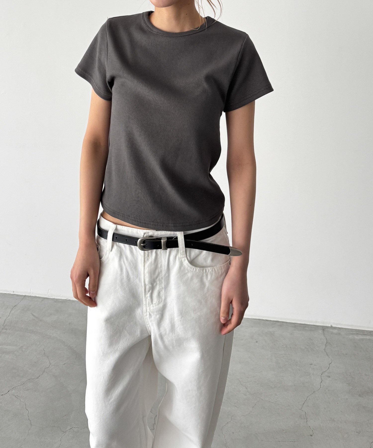 【キャナルジーン/CANAL JEAN】のEl mar BASICコンパクトTシャツ インテリア・キッズ・メンズ・レディースファッション・服の通販 founy(ファウニー) 　ファッション　Fashion　レディースファッション　Fashion for Women　トップス・カットソー　Cut & Sew Tops　シャツ・ブラウス・オフィスカジュアル　Elegant Blouses & Button-Ups　ロングTシャツ・Tシャツ　Longline T-Shirts & Tees　インナー　Innerwear　キャミワンピース　Cami Dress, Slip Dress　コンパクト　Compact, Small Size　サロペット　Overalls, Salopette　ストレッチ　Stretch, Stretchy Fabric　スラックス　Slacks, Dress Pants　デニム　Denim, Jeans Material　トレンド　Trend, Trending Now　バランス　Balance, Style Balance　フィット　Fit, Slim Fit　ベーシック　Basic, Essential　おすすめ　Recommended / Our Picks　チャコールグレー|ID: prp329100004975491 ipo3291000000037298096