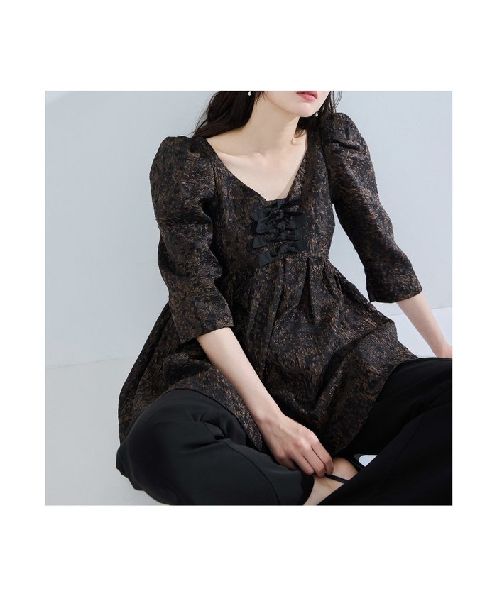 【ビーフラット/bflat】のエッジリボンセットアップドレス 2点セット セパレート パンツドレス 結婚式 成人式 インテリア・キッズ・メンズ・レディースファッション・服の通販 founy(ファウニー) https://founy.com/ ファッション Fashion レディースファッション Fashion for Women セットアップ Matching Sets レディースパンツ・ボトムス Pants & Trousers / Bottoms クール Cool, Chic ジャカード／ジャガード Jacquard, Woven Pattern セパレート Separate, Two-Piece ダウン Down, Puffer チュニック Tunic, Long Top ドレス Dress, One-Piece バランス Balance, Style Balance フレア Flare, Flared フロント Front, Front Design ポケット Pocket, Pocket Detail リボン Ribbon, Bow おすすめ Recommended / Our Picks セレモニー Ceremony 結婚式 Wedding 披露宴 Wedding Reception 二次会 After Party |ID: prp329100004975540 ipo3291000000037298416
