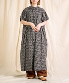 【ドミンゴ/DOMINGO】のインドプリント(パターン) フロンセワンピース ブラック系その他|ID: prp329100004975559 ipo3291000000037298487