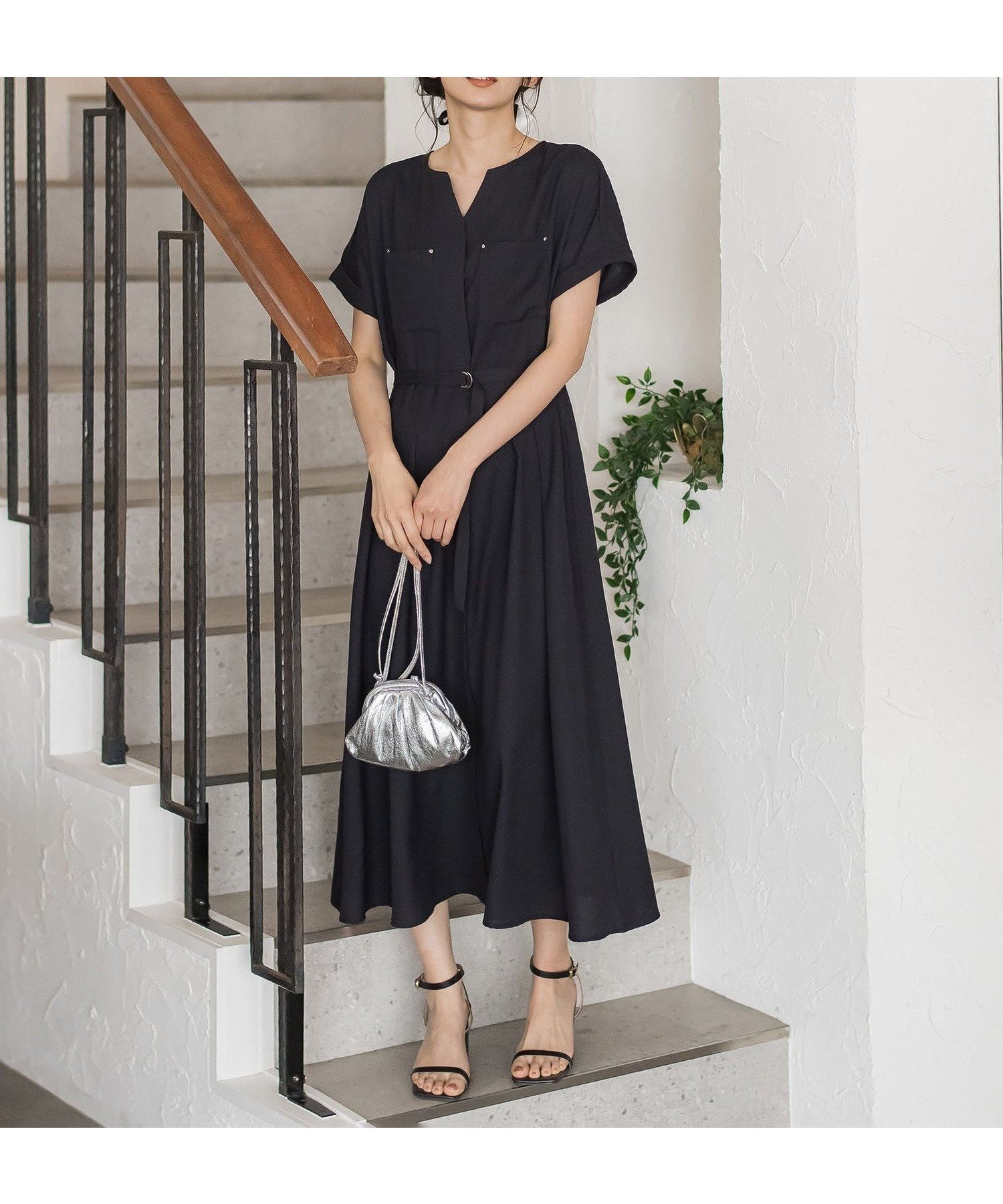 【ドロワット ロートレアモン/Droite Lautreamont】のラフロニークロスワンピース インテリア・キッズ・メンズ・レディースファッション・服の通販 founy(ファウニー) 　ファッション　Fashion　レディースファッション　Fashion for Women　ワンピース　Dresses　春　Spring　吸水　Absorbent, Quick-Dry　シルバー　Silver, Metallic Silver　トレンド　Trend, Trending Now　フェミニン　Feminine, Girly　ペチコート　Petticoat, Underskirt　半袖　Short Sleeve, Half Sleeve　マキシ　Maxi, Full Length　メッシュ　Mesh, Net Fabric　リラックス　Relax, Relaxed Fit　ロング　Long, Long-Length　S/S・春夏　SS, Spring/Summer, Warm Season　夏　Summer　2026年　2026　2026春夏・S/S　Spring/Summer 2026 SS26　ネイビー|ID: prp329100004975573 ipo3291000000037298540