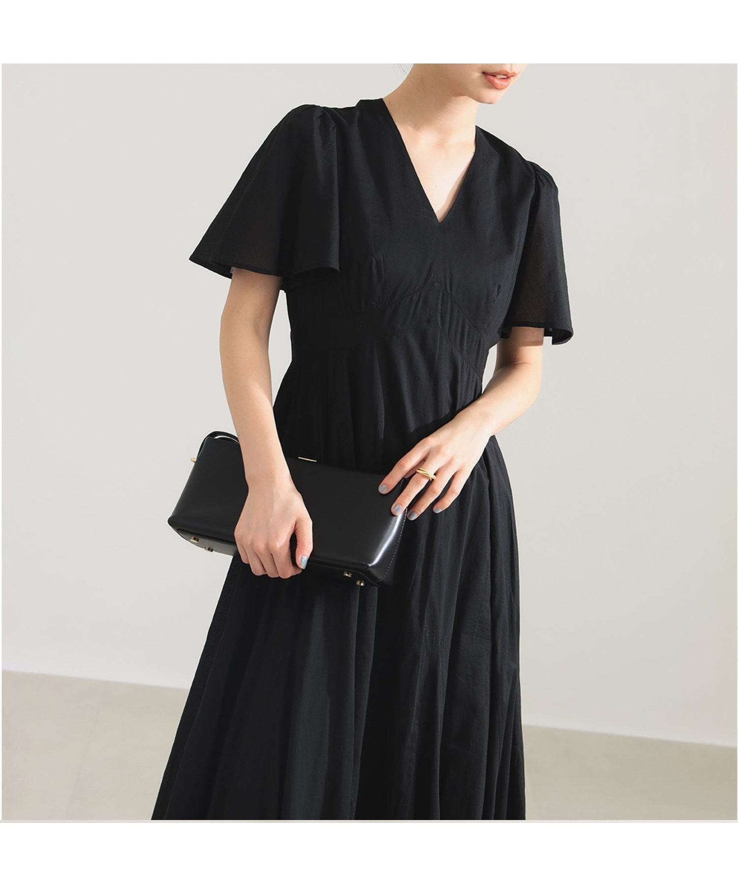【デミルクス ビームス/Demi-Luxe BEAMS】の【別注】MARIHA / せせらぎのワンピース ソリッド 大人の最旬トレンドファッション＆コーディネート founy(ファウニー) 　ファッション　Fashion　レディースファッション　Fashion for Women　ワンピース　Dresses　インド　Indian Textile　エレガント 上品　Elegant　春　Spring　サンダル　Sandals, Summer Shoes　スリーブ　Sleeve, Long Sleeve / Short Sleeve　デコルテ　Décolleté, Neckline　ドレス　Dress, One-Piece　ネップ　Nepp, Slub Yarn　バランス　Balance, Style Balance　フィット　Fit, Slim Fit　フラット　Flat, Flat Shoes　フレア　Flare, Flared　プリント　Print, Printed Pattern　別注　Limited Edition, Custom Order　リゾート　Resort, Vacation Style　リラックス　Relax, Relaxed Fit　S/S・春夏　SS, Spring/Summer, Warm Season　おすすめ　Recommended / Our Picks　夏　Summer　 other-1|ID: prp329100004975574 ipo3291000000037298543