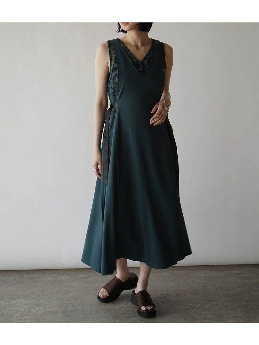 【ラシュッド/LASUD】のメッシュレイヤードVネックワンピース インテリア・キッズ・メンズ・レディースファッション・服の通販 founy(ファウニー) 　ファッション　Fashion　レディースファッション　Fashion for Women　ワンピース　Dresses　キャミソール　Camisole, Spaghetti Strap Top　メッシュ　Mesh, Net Fabric　ダークグリーン|ID: prp329100004975644 ipo3291000000037298794