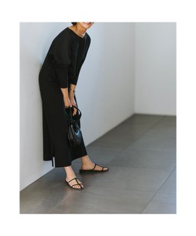 【デミルクス ビームス/Demi-Luxe BEAMS】の【別注】スタイリスト佐藤佳菜子 * SLOANE / 淑女のロンT ワンピース 大人の最旬トレンドファッション＆コーディネート founy(ファウニー) ファッション Fashion レディースファッション Fashion for Women ワンピース Dresses コラボ Collaboration, Collab ショルダー Shoulder, Shoulder Strap ストレッチ Stretch, Stretchy Fabric スニーカー Sneakers, Trainers スマート Smart, Elegant トリプル Triple, Three Layers ドロップ Drop Shoulder, Dropped Style 人気 Popular, Best Seller フラット Flat, Flat Shoes ベーシック Basic, Essential 別注 Limited Edition, Custom Order おすすめ Recommended / Our Picks エレガント 上品 Elegant |ID:prp329100004975877