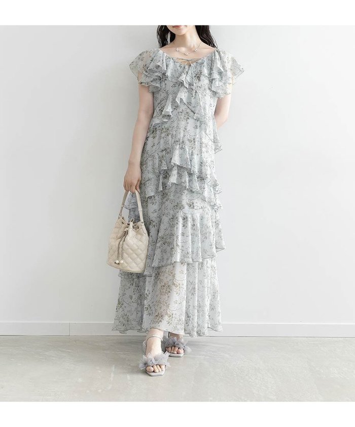 【ランダ/RANDA】のラッフルフリルシフォンワンピース インテリア・キッズ・メンズ・レディースファッション・服の通販 founy(ファウニー) https://founy.com/ ファッション Fashion レディースファッション Fashion for Women ワンピース Dresses 切替 Switching, Contrast Panel スニーカー Sneakers, Trainers ティアードワンピース Tiered Dress, Flared Dress トレンド Trend, Trending Now フリル Frill, Ruffle プリント Print, Printed Pattern ロマンティック Romantic, Feminine Style エレガント 上品 Elegant |ID: prp329100004975945 ipo3291000000037299941