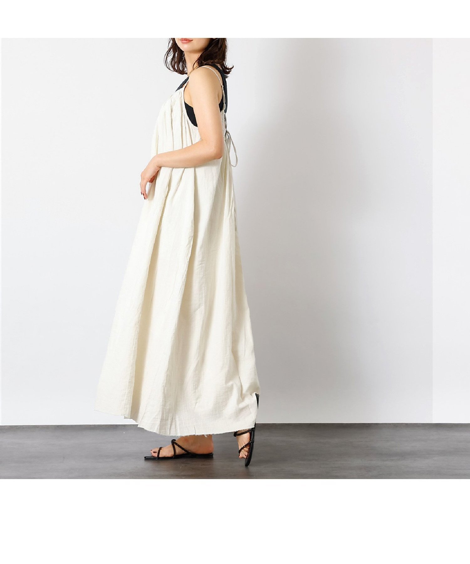 【ルージュヴィフラクレ/Rouge vif la cle】の【GREY CHORD /グレーコード】コットンキャミワンピース / MELIS インテリア・キッズ・メンズ・レディースファッション・服の通販 founy(ファウニー) 　ファッション　Fashion　レディースファッション　Fashion for Women　ワンピース　Dresses　キャミソールワンピース　Camisole Dresses　インナー　Innerwear　キャミワンピース　Cami Dress, Slip Dress　サマー　Summer, Summer Style　ドレス　Dress, One-Piece　フレア　Flare, Flared　ポケット　Pocket, Pocket Detail　ラップ　Wrap, Wrap Design　2022年　2022　2022 春夏 S/S　Spring/Summer 2022 SS22　オフホワイト|ID: prp329100004976031 ipo3291000000037300310
