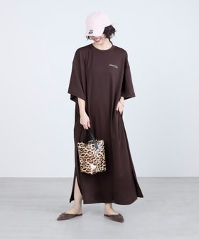 【マイカ ディール/MICA & DEAL】の【AMERICANA】別注-接触冷感 サイドスリットワンピース 大人の最旬トレンドファッション＆コーディネート founy(ファウニー) ファッション Fashion レディースファッション Fashion for Women ワンピース Dresses キャップ Cap, Baseball Cap コレクション Collection, Seasonal Line サンダル Sandals, Summer Shoes シンプル Simple, Minimal デニム Denim, Jeans Material トレンド Trend, Trending Now フラット Flat, Flat Shoes フロント Front, Front Design ポケット Pocket, Pocket Detail 別注 Limited Edition, Custom Order リラックス Relax, Relaxed Fit おすすめ Recommended / Our Picks |ID:prp329100004976150