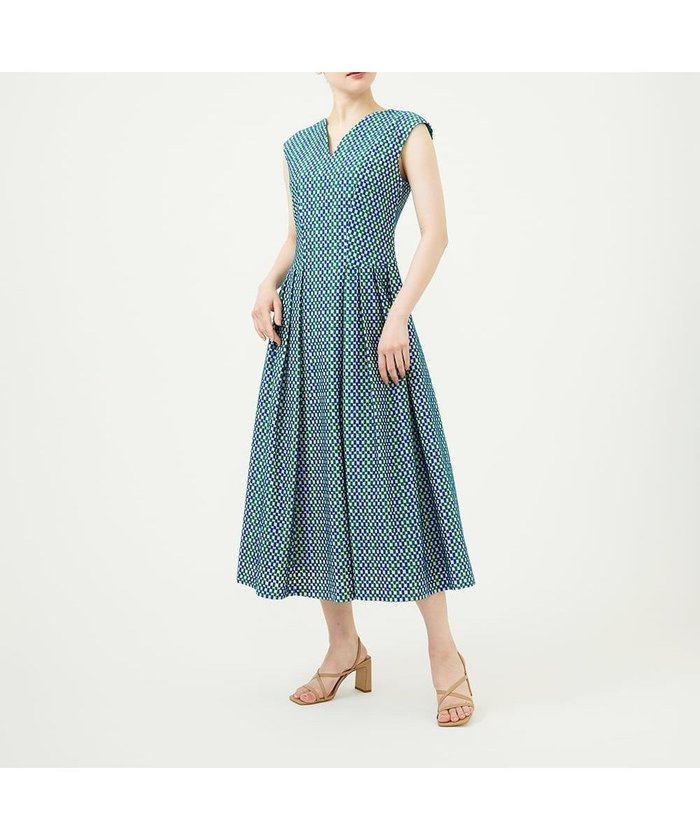 【シビラ/SYBILLA】のスクエアドット刺繍ドレス インテリア・キッズ・メンズ・レディースファッション・服の通販 founy(ファウニー) https://founy.com/ ファッション Fashion レディースファッション Fashion for Women ワンピース Dresses フォーマル・パーティードレス・結婚式用ドレス Elegant & Casual Dresses おすすめ Recommended / Our Picks オレンジ Orange ジャケット Jacket, Outerwear スクエア Square, Square Shape セットアップ Set-Up, Coordinated Outfit ドット Polka Dot, Dot Pattern ドレス Dress, One-Piece エレガント 上品 Elegant 冬 Winter / This Winter 夏 Summer 春 Spring 秋 Autumn |ID: prp329100004976166 ipo3291000000037300824