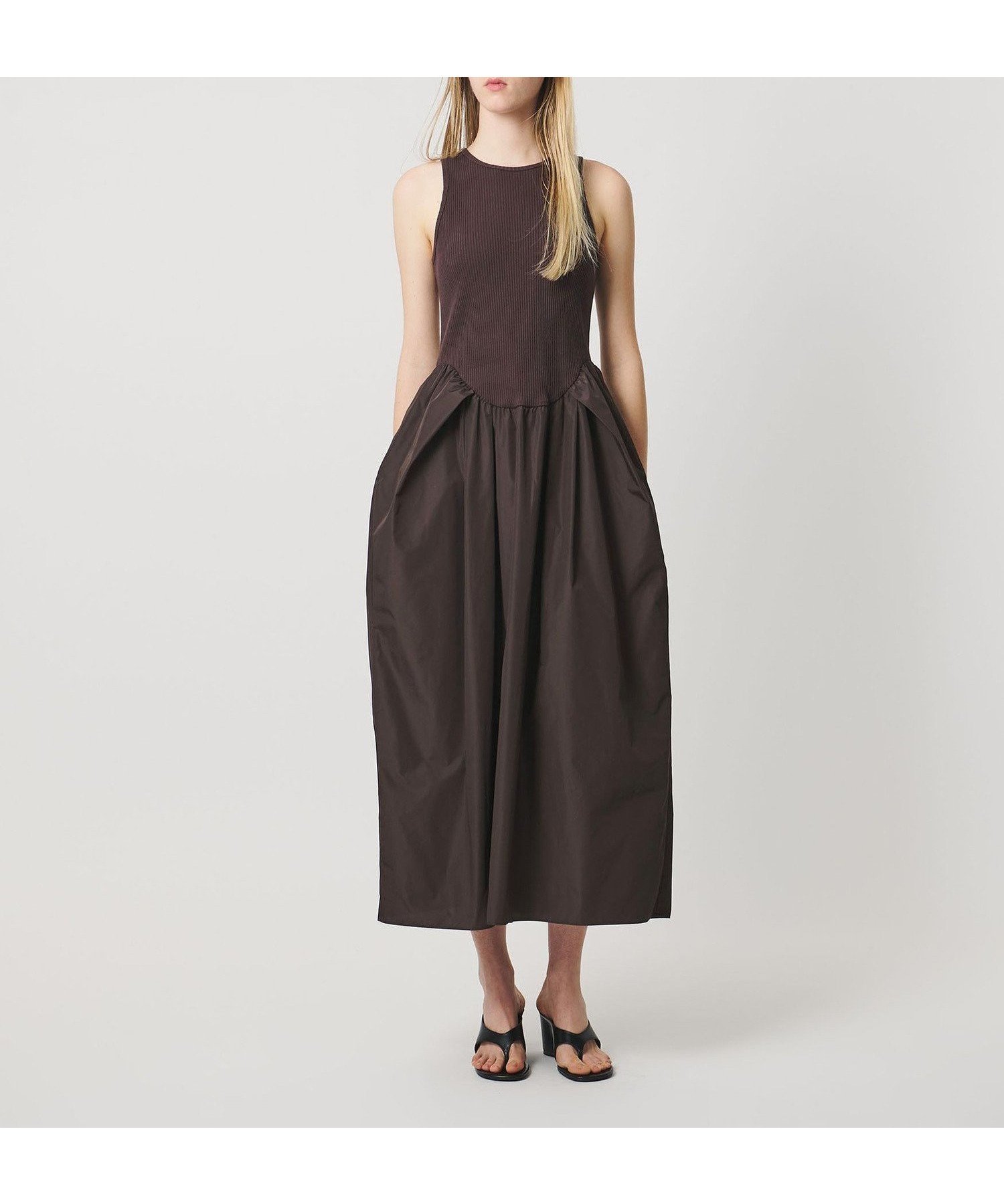 【ユナイテッドアローズ/UNITED ARROWS】のAEWEN MATOPH ドッキングインタックワンピース ウォッシャブル インテリア・キッズ・メンズ・レディースファッション・服の通販 founy(ファウニー) 　ファッション　Fashion　レディースファッション　Fashion for Women　ワンピース　Dresses　アクセサリー　Fashion Accessories　アメリカン　American Style　ウォッシャブル　Machine Washable　カットソー　Cut and Sewn Top　コンビ　Combo, Combination Style　シャンブレー　Chambray, Denim-Like Fabric　シューズ　Shoes, Footwear　ジャケット　Jacket, Outerwear　スリーブ　Sleeve, Long Sleeve / Short Sleeve　タフタ　Taffeta, Structured Fabric　テレコ　Ribbed, Rib Stitch　ブルゾン　Blouson, Bomber Jacket　ポケット　Pocket, Pocket Detail　エレガント 上品　Elegant　DK.BROWN|ID: prp329100004976204 ipo3291000000037300981