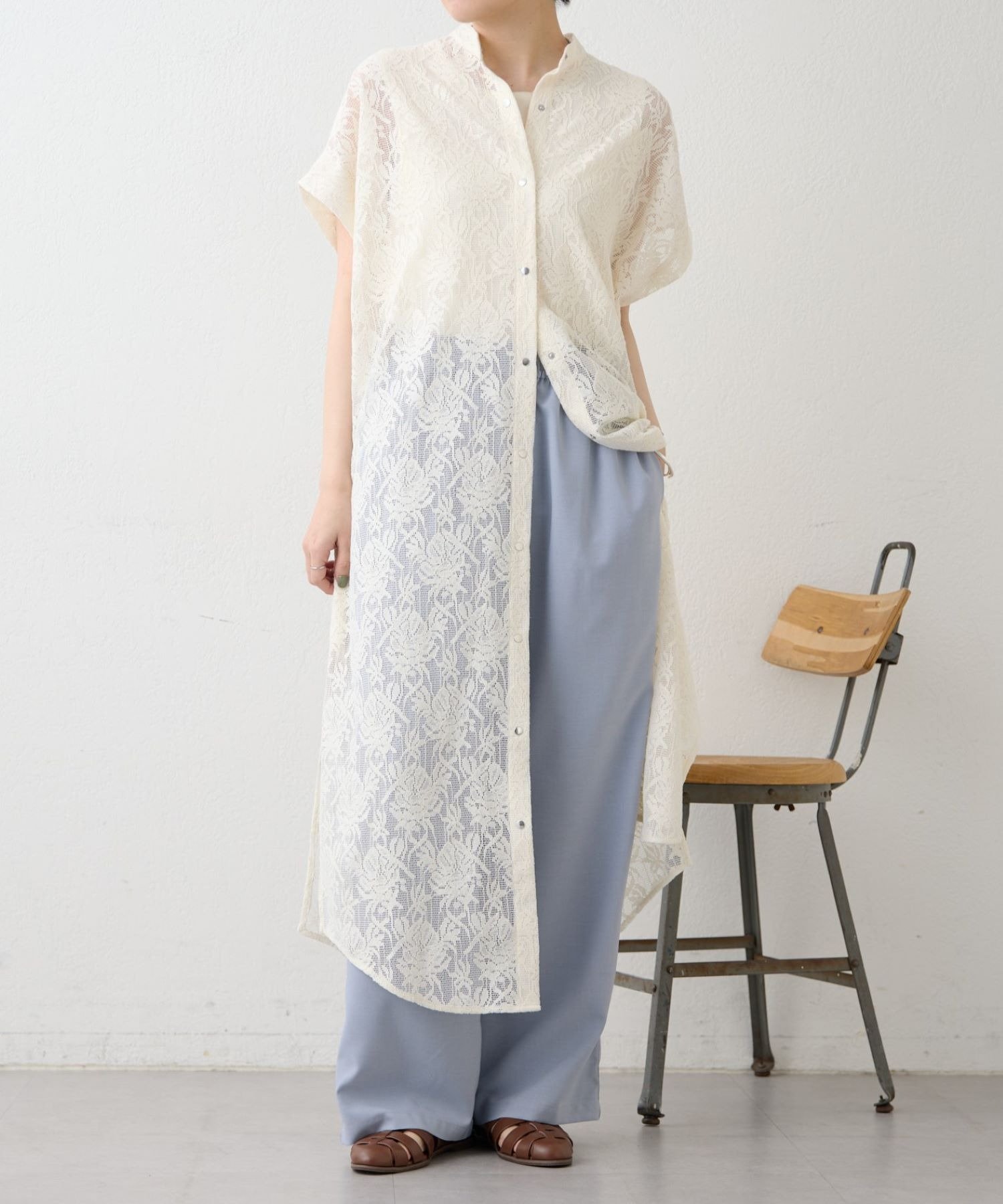 【イア パピヨネ/ear PAPILLONNER】のフロントボタンレースワンピース【SUM1 STYLE】 インテリア・キッズ・メンズ・レディースファッション・服の通販 founy(ファウニー) 　ファッション　Fashion　レディースファッション　Fashion for Women　ワンピース　Dresses　ウェーブ　Wavy Pattern　くるぶし　Ankle-Length　シンプル　Simple, Minimal　スタンド　Stand Collar, Upright Stand　スリット　Slit, Slit Detail　タンク　Tank Top, Sleeveless Top　ポケット　Pocket, Pocket Detail　羽織　Haori, Light Jacket　レース　Lace, Lace Fabric　おすすめ　Recommended / Our Picks　ホワイト|ID: prp329100004976231 ipo3291000000037301088