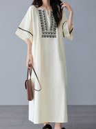 【ドゥーベル/Doux Belle】のエスニック風刺繍ワンピース レディース ワンピース 大人の最旬トレンドファッション＆コーディネート founy(ファウニー) ファッション Fashion レディースファッション Fashion for Women ワンピース Dresses エスニック Ethnic Style ギャザー Gathered, Ruffled シンプル Simple, Minimal スリット Slit, Slit Detail リラックス Relax, Relaxed Fit ロング Long, Long-Length 夏 Summer 春 Spring S/S・春夏 SS, Spring/Summer, Warm Season thumbnail ベージュ|ID: prp329100004976268 ipo3291000000037301199