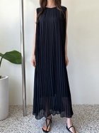 【ドゥーベル/Doux Belle】のシアー重ねプリーツワンピース レディース ワンピース 大人の最旬トレンドファッション＆コーディネート founy(ファウニー) ファッション Fashion レディースファッション Fashion for Women ワンピース Dresses シアー Sheer, See-Through ノースリーブ Sleeveless, No-Sleeve プリーツ Pleats, Pleated エレガント 上品 Elegant 夏 Summer 春 Spring thumbnail ブラック|ID: prp329100004976281 ipo3291000000037301250