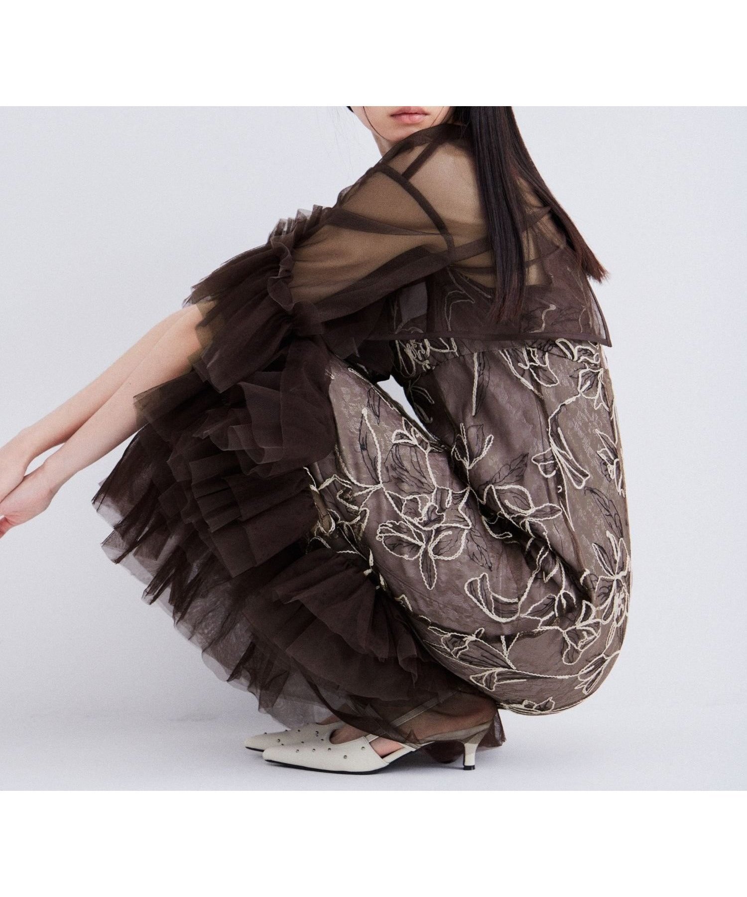 【アンドレスド/ANDRESD】の【2点セット】結婚式 刺繍チュールボレロドレス インテリア・キッズ・メンズ・レディースファッション・服の通販 founy(ファウニー) 　ファッション　Fashion　レディースファッション　Fashion for Women　アウター　Coat / Outerwear Collection　ボレロ・ショート丈ジャケット / ドレス羽織りに　Boleros & Short Jackets　ワンピース　Dresses　フォーマル・パーティードレス・結婚式用ドレス　Elegant & Casual Dresses　キャミワンピース　Cami Dress, Slip Dress　ストレート　Straight, Straight Cut　チュール　Tulip, Tulip Motif　ドレス　Dress, One-Piece　バランス　Balance, Style Balance　フリル　Frill, Ruffle　ボレロ　Bolero, Short Cardigan　おすすめ　Recommended / Our Picks　エレガント 上品　Elegant　セレモニー　Ceremony　結婚式　Wedding　披露宴　Wedding Reception　二次会　After Party　ブラウン|ID: prp329100004976313 ipo3291000000037301376