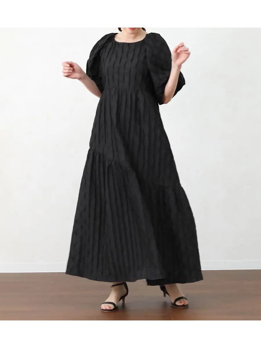 【ヴァン/Vin】のふくれジャガードティアードワンピース インテリア・キッズ・メンズ・レディースファッション・服の通販 founy(ファウニー) 　ファッション　Fashion　レディースファッション　Fashion for Women　ワンピース　Dresses　おすすめ　Recommended / Our Picks　アクセサリー　Fashion Accessories　アシンメトリー　Asymmetrical Style　シンプル　Simple, Minimal　スニーカー　Sneakers, Trainers　スリーブ　Sleeve, Long Sleeve / Short Sleeve　ダウン　Down, Puffer　ティアード　Tiered, Tiered Style　ドット　Polka Dot, Dot Pattern　ロング　Long, Long-Length　エレガント 上品　Elegant　ブラック|ID: prp329100004976332 ipo3291000000037301438
