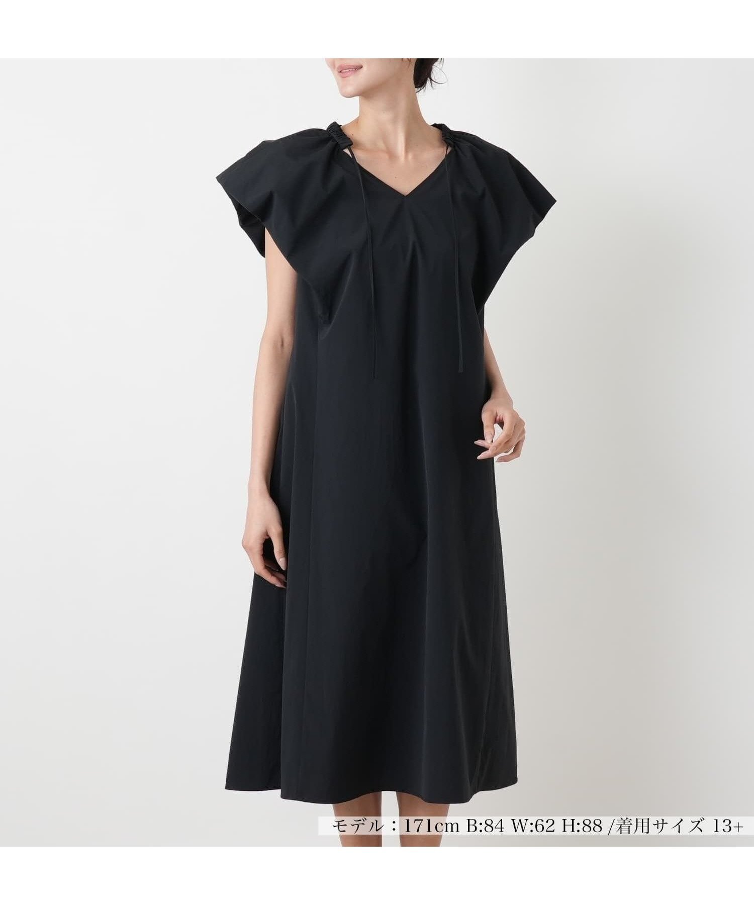 【レリアンプラスハウス/Leilian PLUS HOUSE】のワンピース【NEMIKA】 インテリア・キッズ・メンズ・レディースファッション・服の通販 founy(ファウニー) 　ファッション　Fashion　レディースファッション　Fashion for Women　ワンピース　Dresses　アクセサリー　Fashion Accessories　ウォッシャブル　Machine Washable　カッティング　Cutting Detail　カーディガン　Cardigan, Knitwear　シンプル　Simple, Minimal　ジャケット　Jacket, Outerwear　デコルテ　Décolleté, Neckline　ポケット　Pocket, Pocket Detail　無地　Plain, Solid Color　夏　Summer　ブラック|ID: prp329100004976345 ipo3291000000037301477