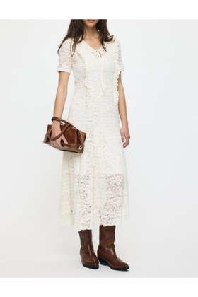 【マウジー/moussy】のCUT LACE ASYMMETRY ドレス 大人の最旬トレンドファッション＆コーディネート founy(ファウニー) ファッション Fashion レディースファッション Fashion for Women ワンピース Dresses フォーマル・パーティードレス・結婚式用ドレス Elegant & Casual Dresses おすすめ Recommended / Our Picks スリーブ Sleeve, Long Sleeve / Short Sleeve ドレス Dress, One-Piece ハーフ Half, Half-Length フリル Frill, Ruffle フロント Front, Front Design マーメイド Mermaid, Fishtail Silhouette レース Lace, Lace Fabric 人気 Popular, Best Seller 再入荷 Restock / Back in Stock |ID:prp329100004976405