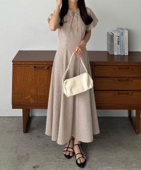 【ジュノア/JUNOAH】のcallautia キーネックバルーンスリーブワンピース 大人の最旬トレンドファッション＆コーディネート founy(ファウニー) ファッション Fashion レディースファッション Fashion for Women ワンピース Dresses ウォッシュ Washed Finish タンブラー Tumbler, Travel Mug ダメージ Distressed, Destroyed ネップ Nepp, Slub Yarn プリント Print, Printed Pattern おすすめ Recommended / Our Picks |ID:prp329100004976505