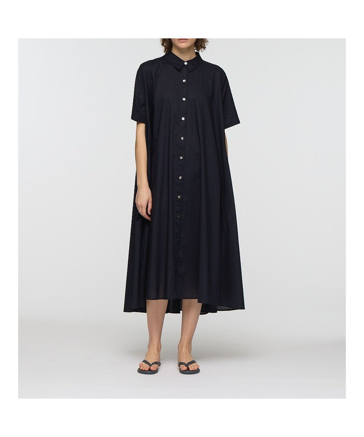 【マーコート/MARcourt】のmizuiro ind ハーフスリーブフレアシャツワンピース インテリア・キッズ・メンズ・レディースファッション・服の通販 founy(ファウニー) 　ファッション　Fashion　レディースファッション　Fashion for Women　ワンピース　Dresses　シャツワンピース / 1枚で着映えコーデ　Shirt Dresses　フレア　Flare, Flared　ボトム　Bottoms, Lower Wear　ポケット　Pocket, Pocket Detail　レギュラー　Regular, Standard Fit　エレガント 上品　Elegant　定番　Standard, Basic Item　無地　Plain, Solid Color　ブラック|ID: prp329100004976522 ipo3291000000037302113