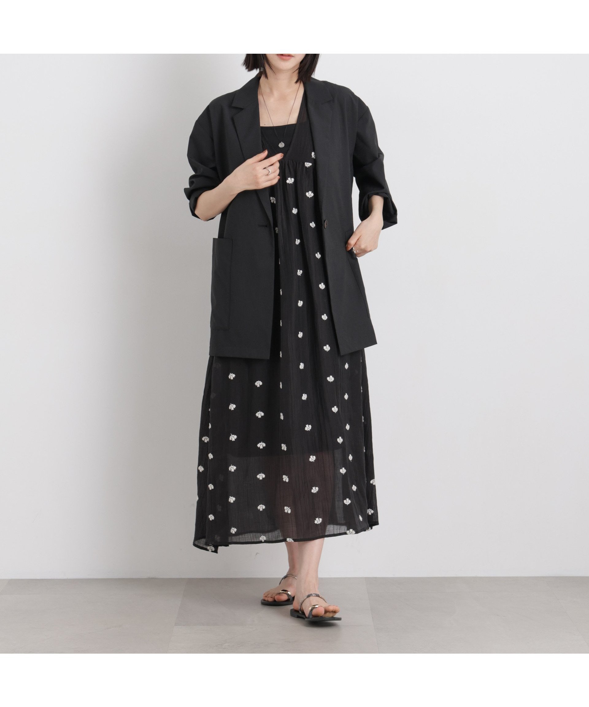 【ナノ ユニバース/nano universe】の小花柄エンブロイダリーシアーギャザーワンピース インテリア・キッズ・メンズ・レディースファッション・服の通販 founy(ファウニー) 　ファッション　Fashion　レディースファッション　Fashion for Women　ワンピース　Dresses　アクセサリー　Fashion Accessories　インナー　Innerwear　ウォッシャブル　Machine Washable　シアー　Sheer, See-Through　ジャケット　Jacket, Outerwear　ノースリーブ　Sleeveless, No-Sleeve　フレア　Flare, Flared　ボトム　Bottoms, Lower Wear　アウトレット　Outlet / Clearance　エレガント 上品　Elegant　2026年　2026　2026春夏・S/S　Spring/Summer 2026 SS26　ブラック|ID: prp329100004976529 ipo3291000000037302141