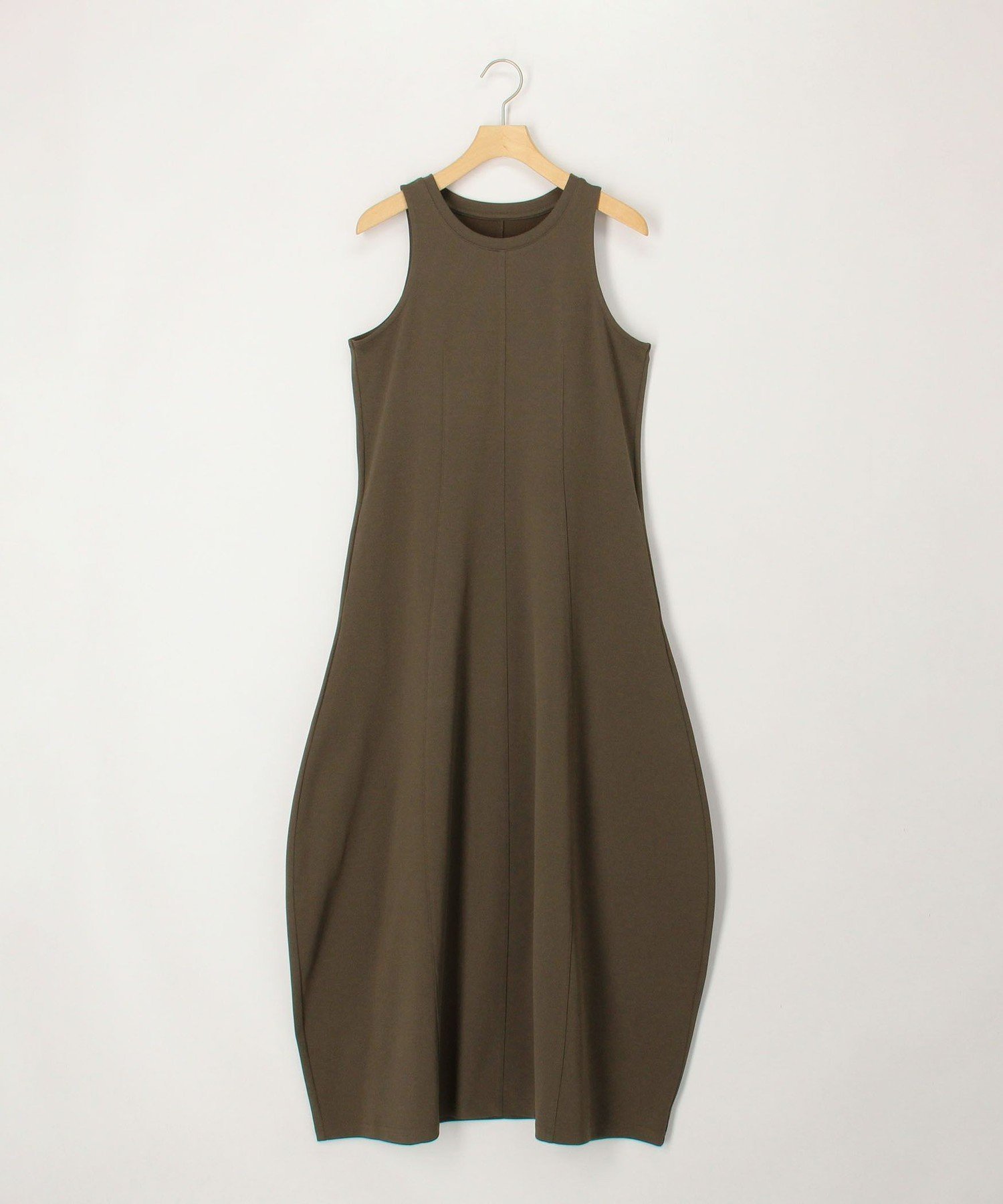 【ノーリーズ/NOLLEY'S】のUVカット加工コクーンワンピース インテリア・キッズ・メンズ・レディースファッション・服の通販 founy(ファウニー) 　ファッション　Fashion　レディースファッション　Fashion for Women　ワンピース　Dresses　サマー　Summer, Summer Style　なめらか　Smooth, Silky Texture　ノースリーブ　Sleeveless, No-Sleeve　リラックス　Relax, Relaxed Fit　ロング　Long, Long-Length　アウトレット　Outlet / Clearance　おすすめ　Recommended / Our Picks　夏　Summer　2026年　2026　2026春夏・S/S　Spring/Summer 2026 SS26　チャコールグレー|ID: prp329100004976530 ipo3291000000037302143