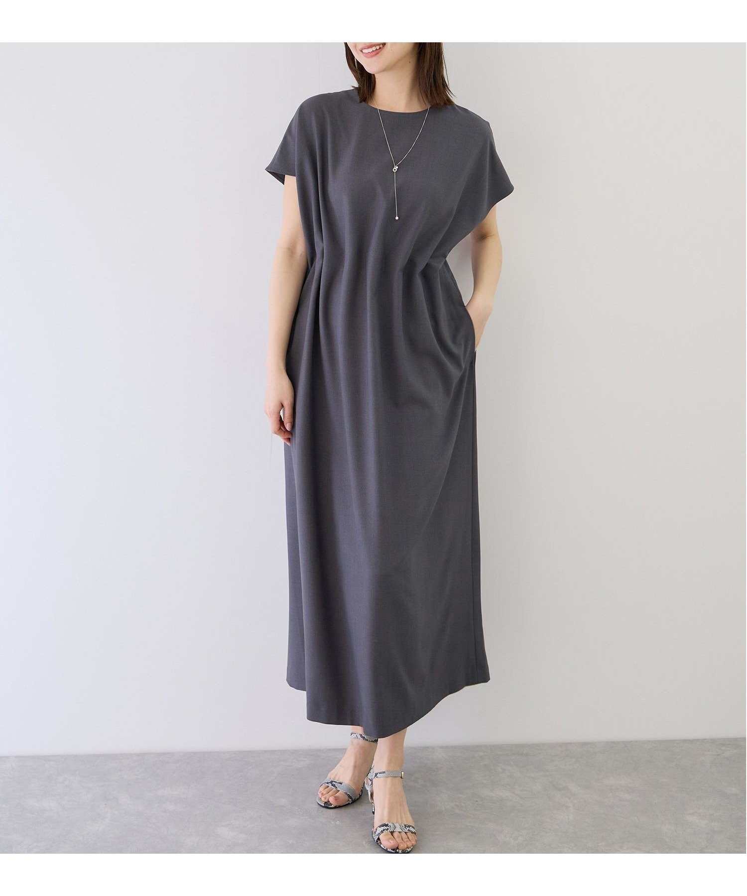 【ジャイロ/JAYRO】のリネンタッチタックイージーワンピース インテリア・キッズ・メンズ・レディースファッション・服の通販 founy(ファウニー) 　ファッション　Fashion　レディースファッション　Fashion for Women　ワンピース　Dresses　春　Spring　サンダル　Sandals, Summer Shoes　シンプル　Simple, Minimal　ジャケット　Jacket, Outerwear　スニーカー　Sneakers, Trainers　なめらか　Smooth, Silky Texture　ポケット　Pocket, Pocket Detail　リネン　Linen, Linen Fabric　リラックス　Relax, Relaxed Fit　S/S・春夏　SS, Spring/Summer, Warm Season　おすすめ　Recommended / Our Picks　夏　Summer　チャコール(06)|ID: prp329100004976534 ipo3291000000037302161