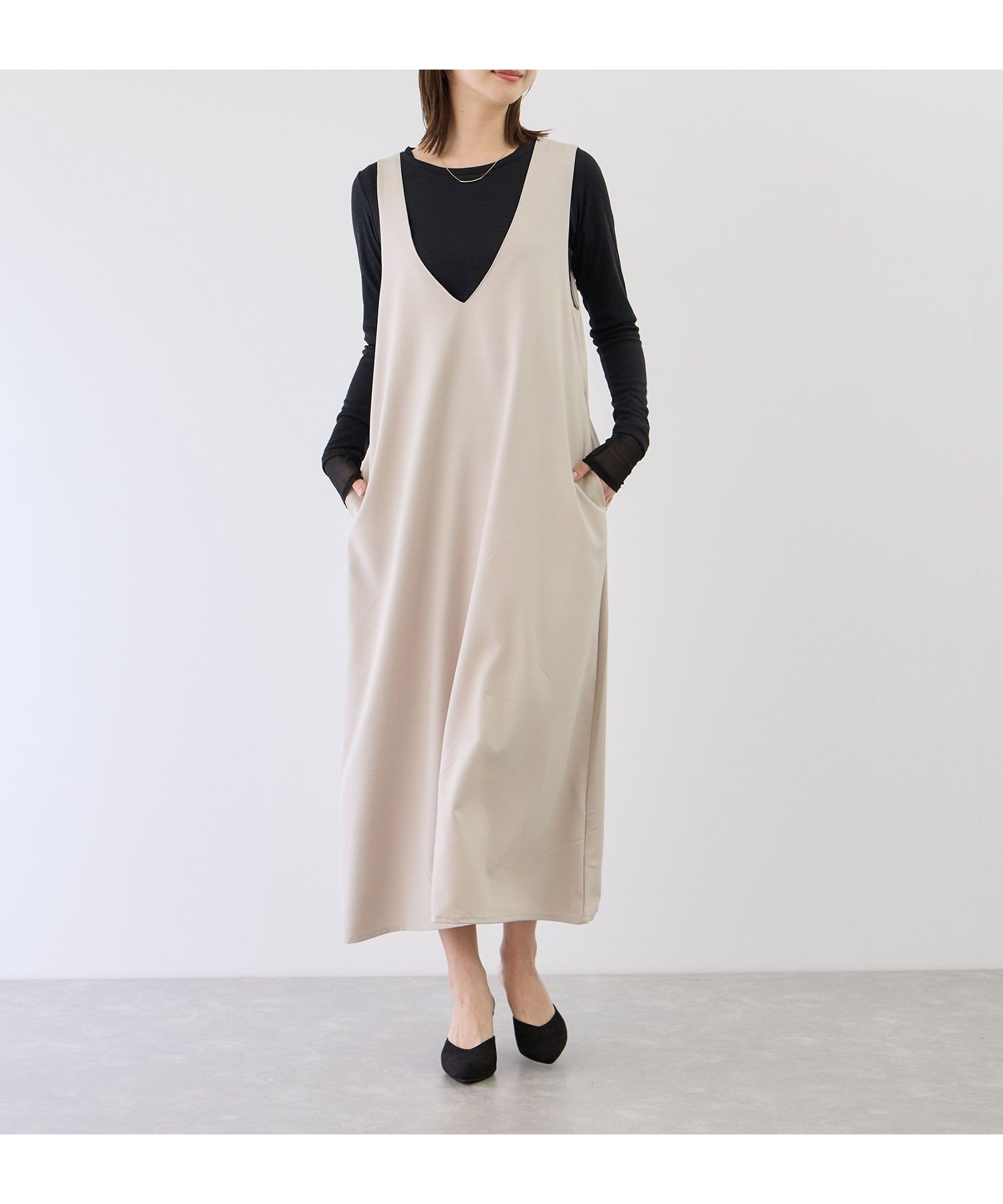 【ジャイロ/JAYRO】のバックデザインワンピース インテリア・キッズ・メンズ・レディースファッション・服の通販 founy(ファウニー) 　ファッション　Fashion　レディースファッション　Fashion for Women　ワンピース　Dresses　インナー　Innerwear　カッティング　Cutting Detail　軽量　Lightweight, Ultra Light　シンプル　Simple, Minimal　ストレッチ　Stretch, Stretchy Fabric　スニーカー　Sneakers, Trainers　タンク　Tank Top, Sleeveless Top　フロント　Front, Front Design　ポケット　Pocket, Pocket Detail　ラップ　Wrap, Wrap Design　リラックス　Relax, Relaxed Fit　ロング　Long, Long-Length　A/W・秋冬　Autumn/Winter　S/S・春夏　SS, Spring/Summer, Warm Season　夏　Summer　ベージュ(27)|ID: prp329100004976535 ipo3291000000037302164